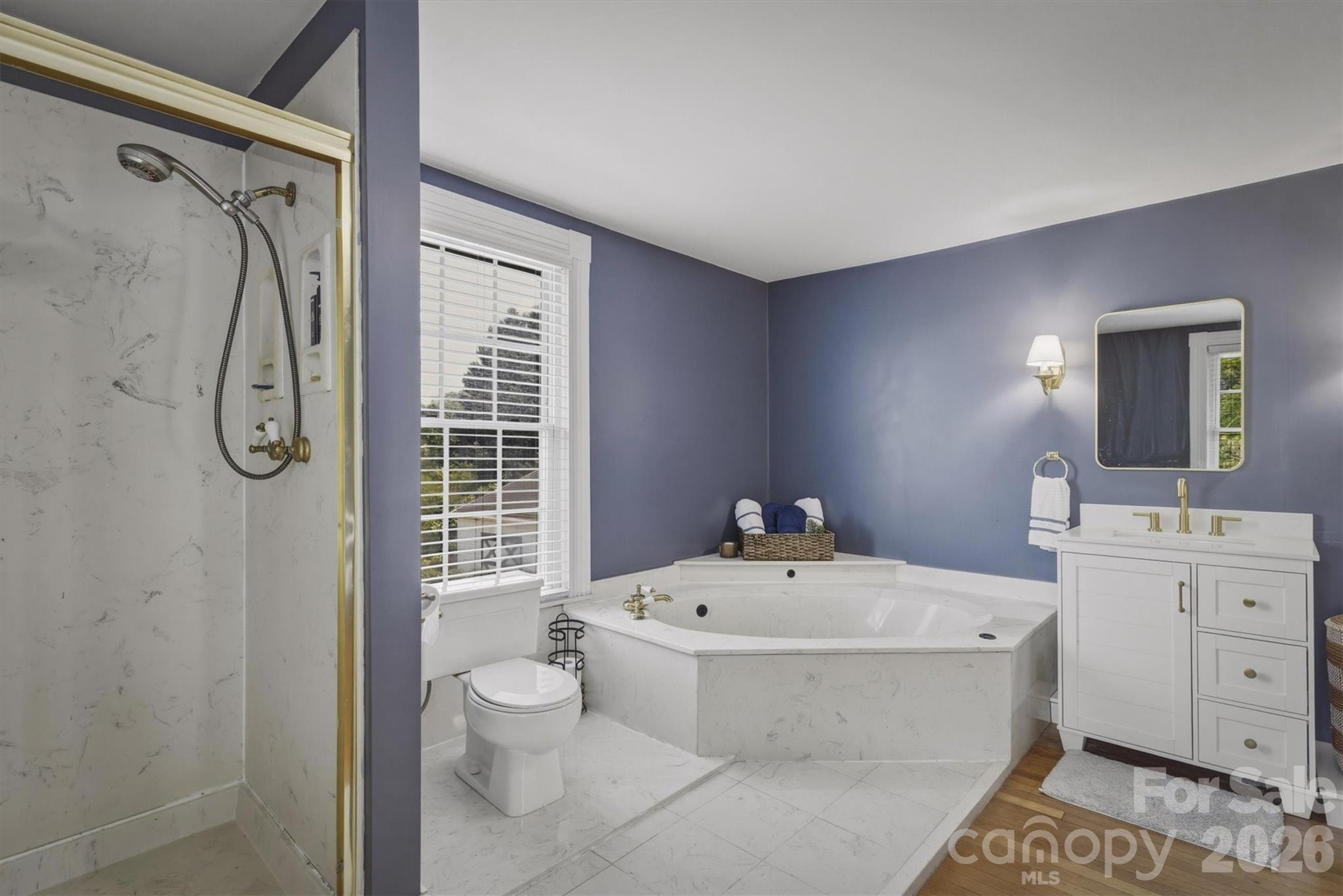 518 Lenoir Street — Morganton