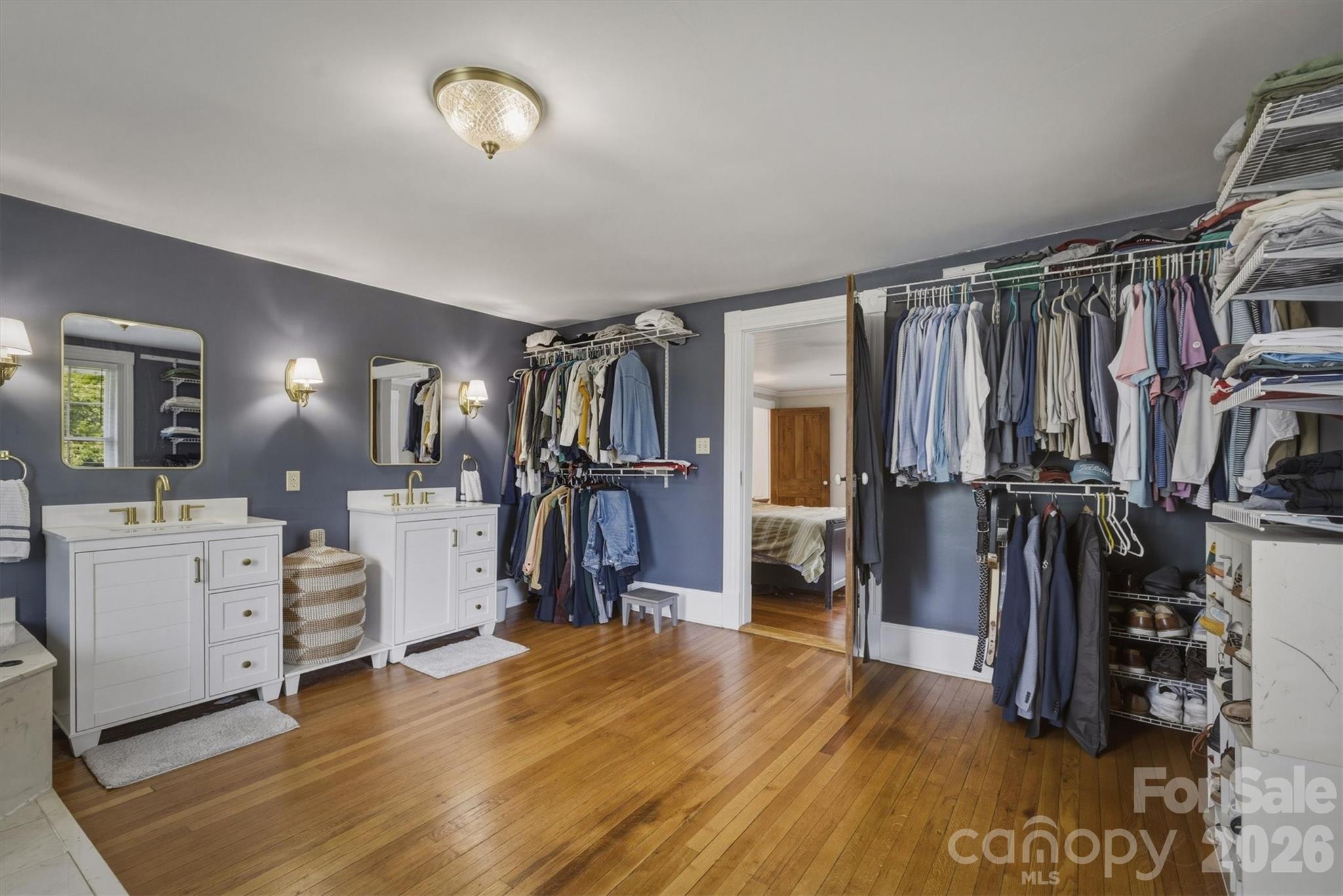 518 Lenoir Street — Morganton