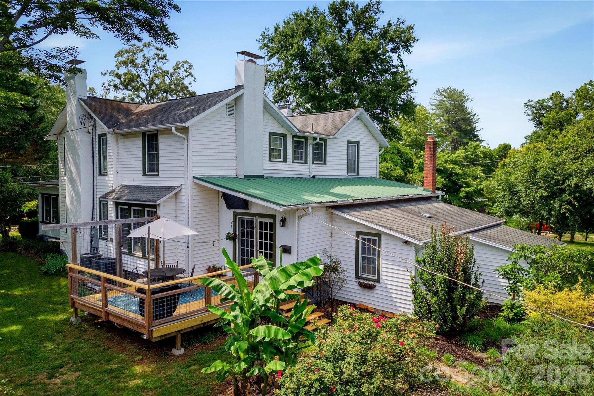 518 Lenoir Street — Morganton