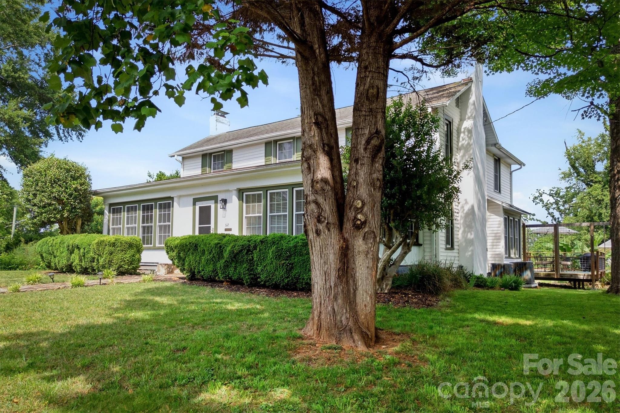 518 Lenoir Street — Morganton
