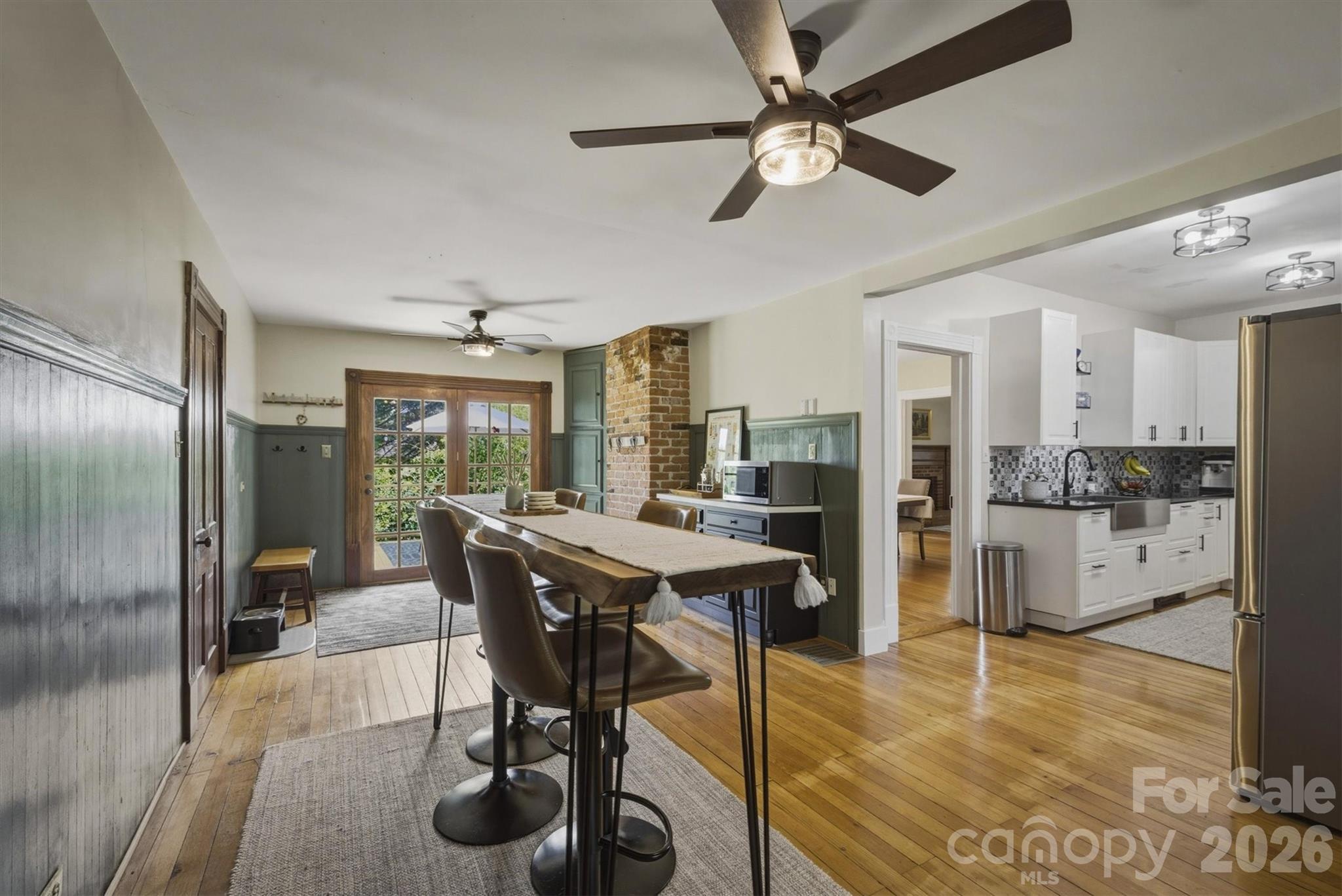 518 Lenoir Street — Morganton
