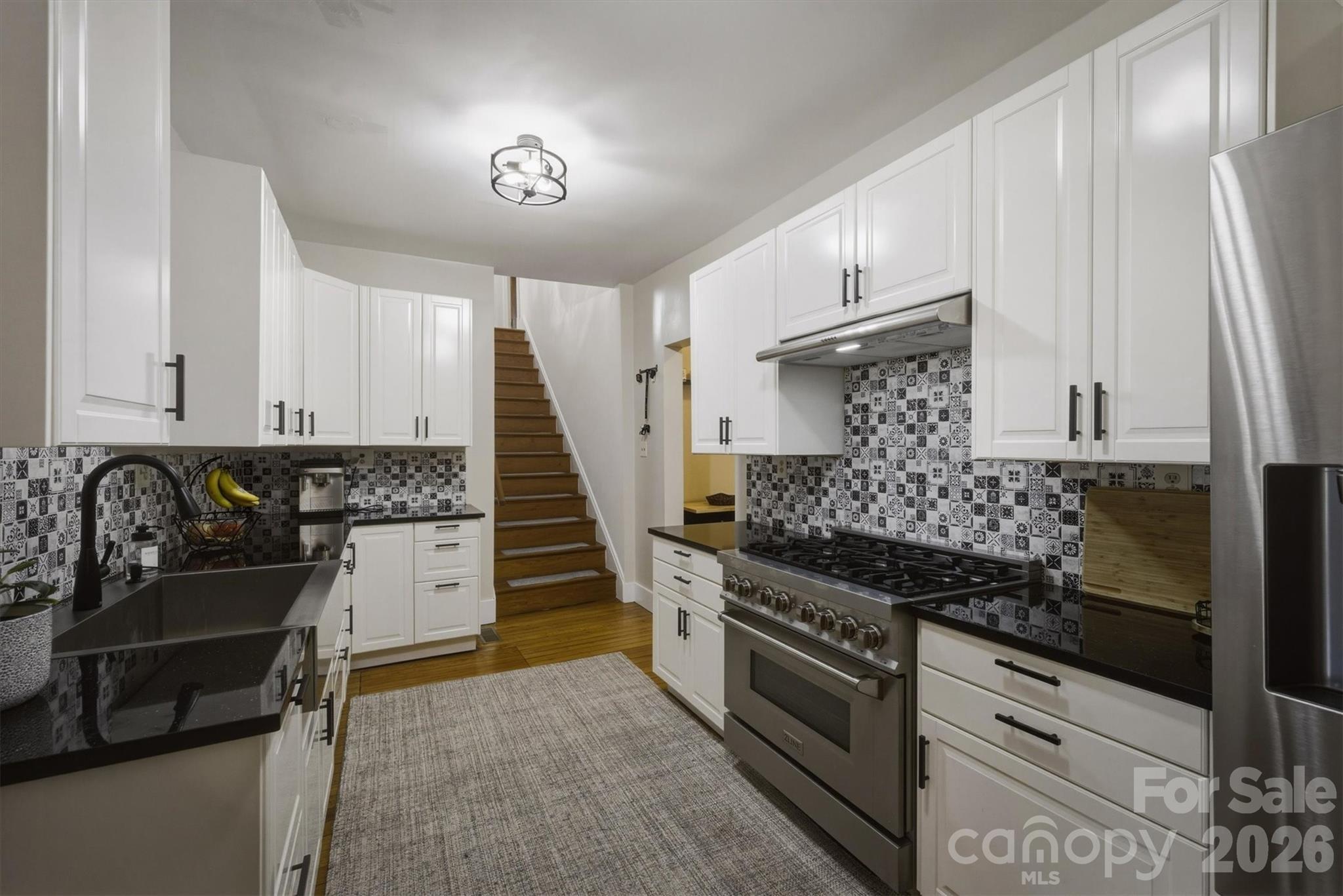 518 Lenoir Street — Morganton