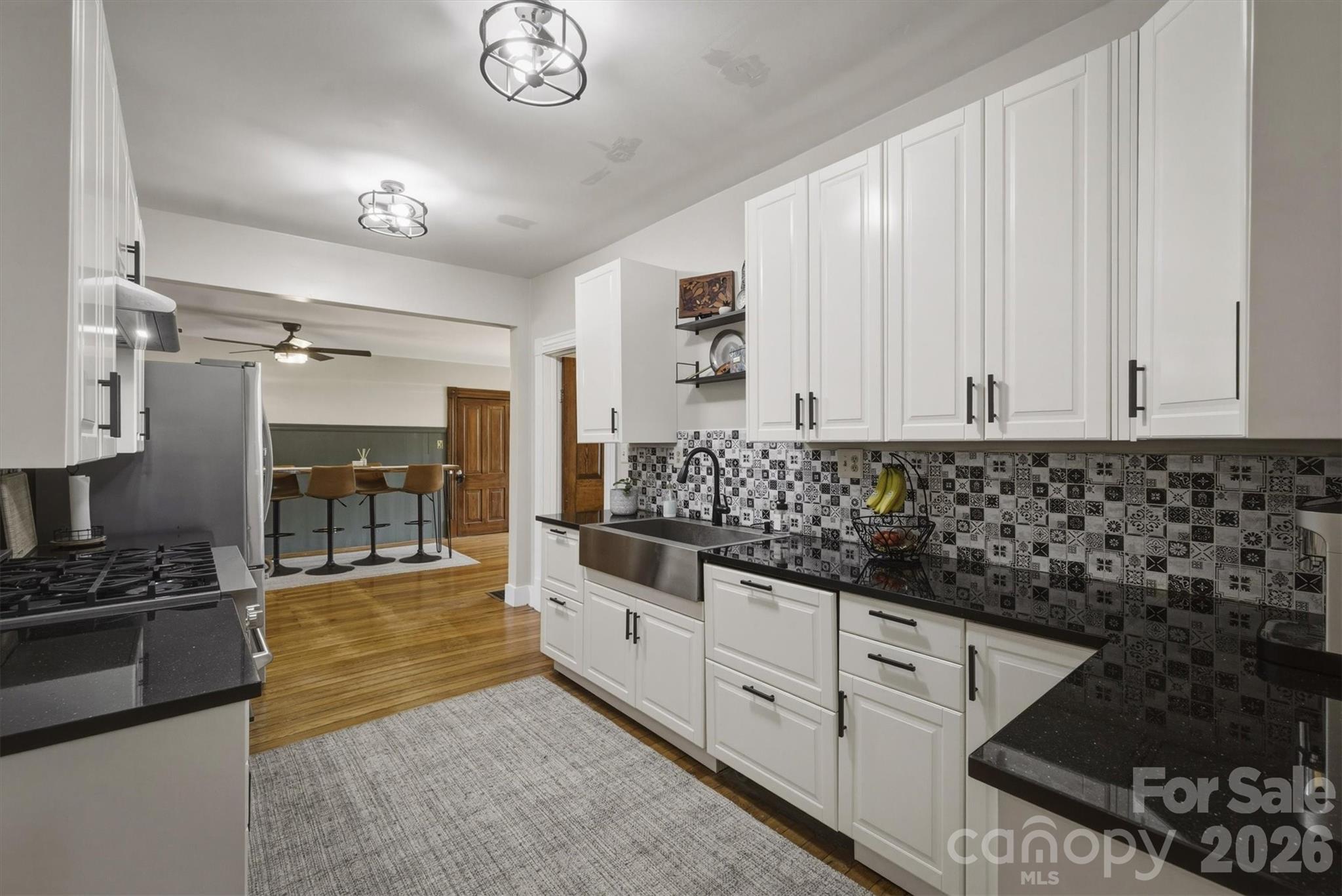 518 Lenoir Street — Morganton