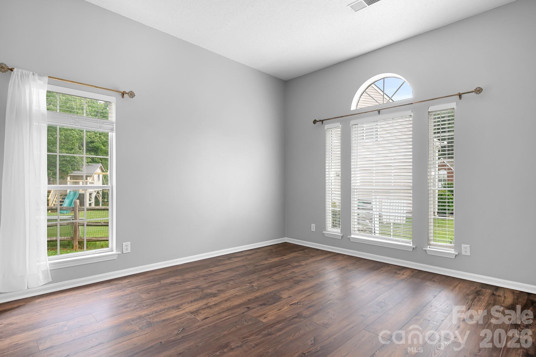 8940 Raven Park Drive — Charlotte
