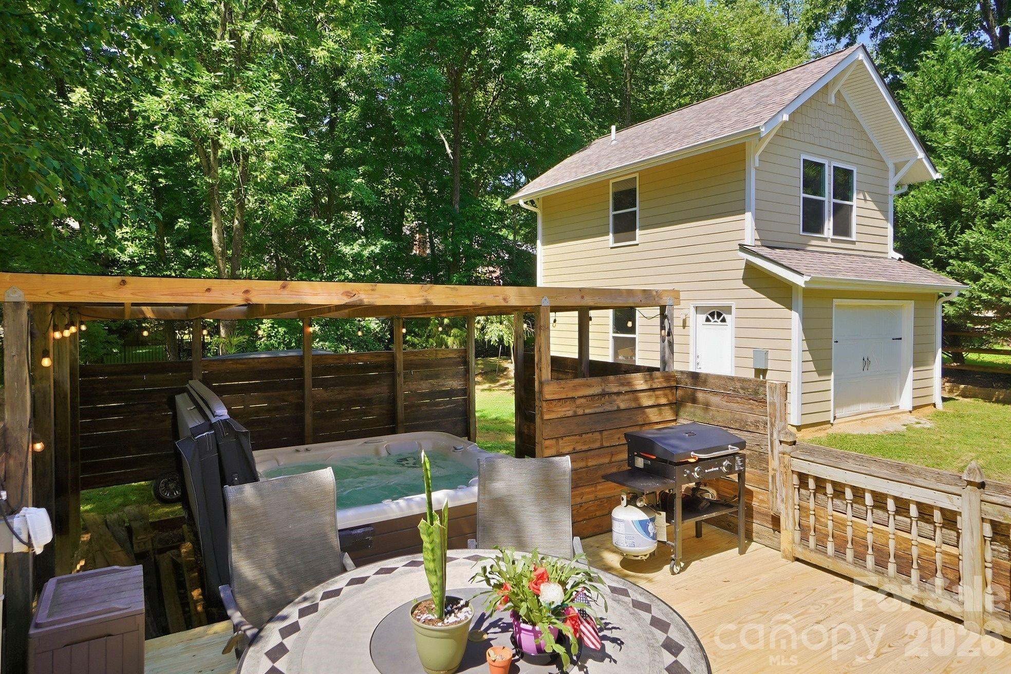 9912 Park Springs Court — Charlotte