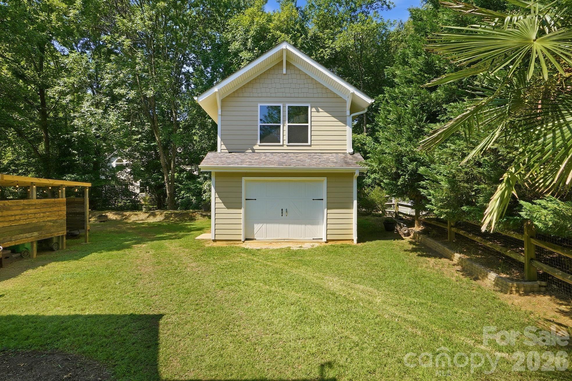 9912 Park Springs Court — Charlotte