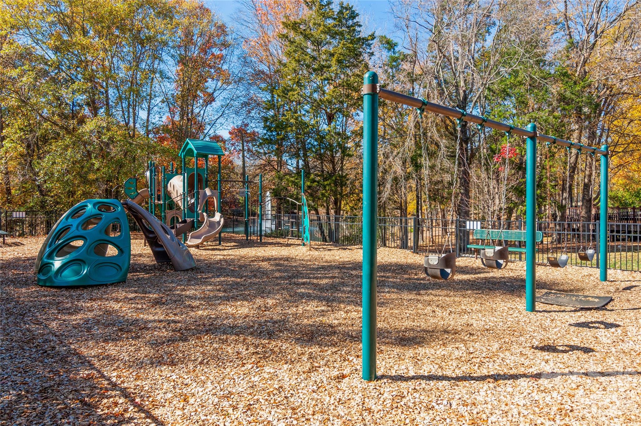 9912 Park Springs Court — Charlotte