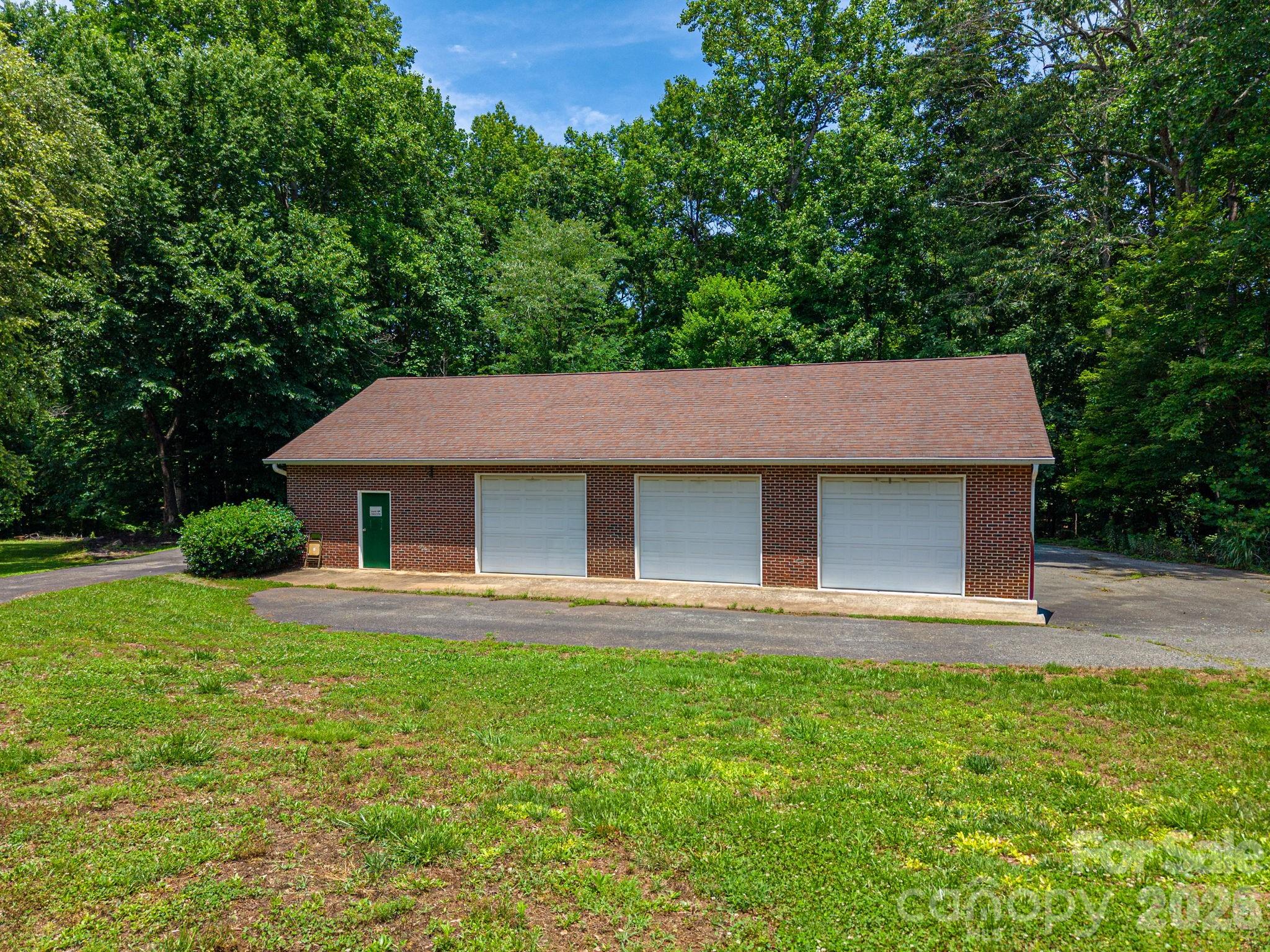 2316 Old NC 27 Highway — Mount Holly