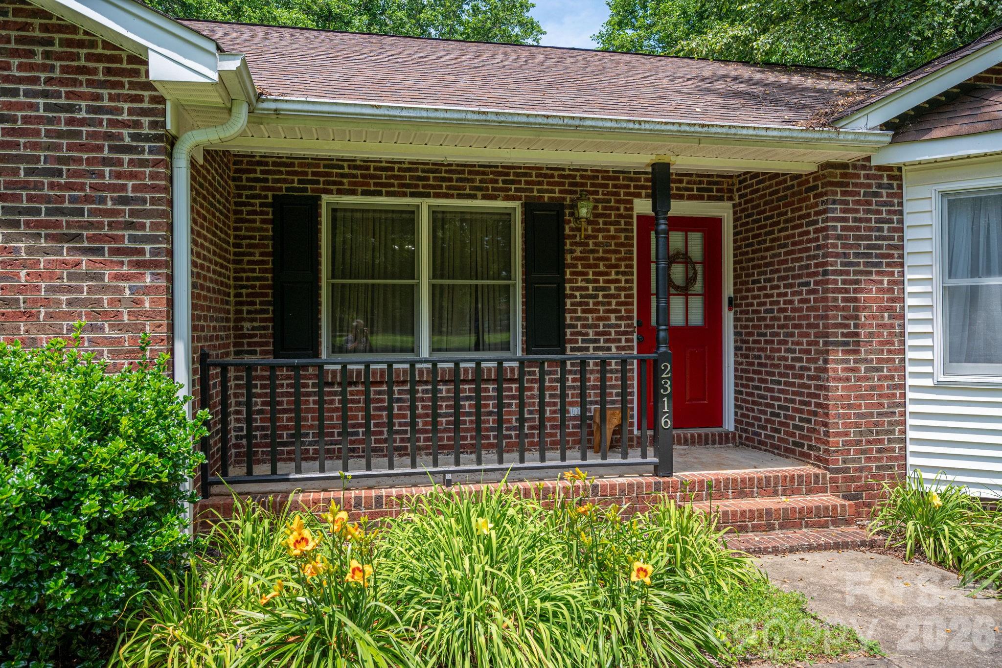 2316 Old NC 27 Highway — Mount Holly