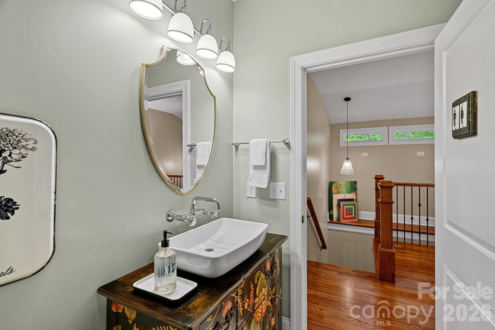 6808 Live Oaks Lane — Waxhaw