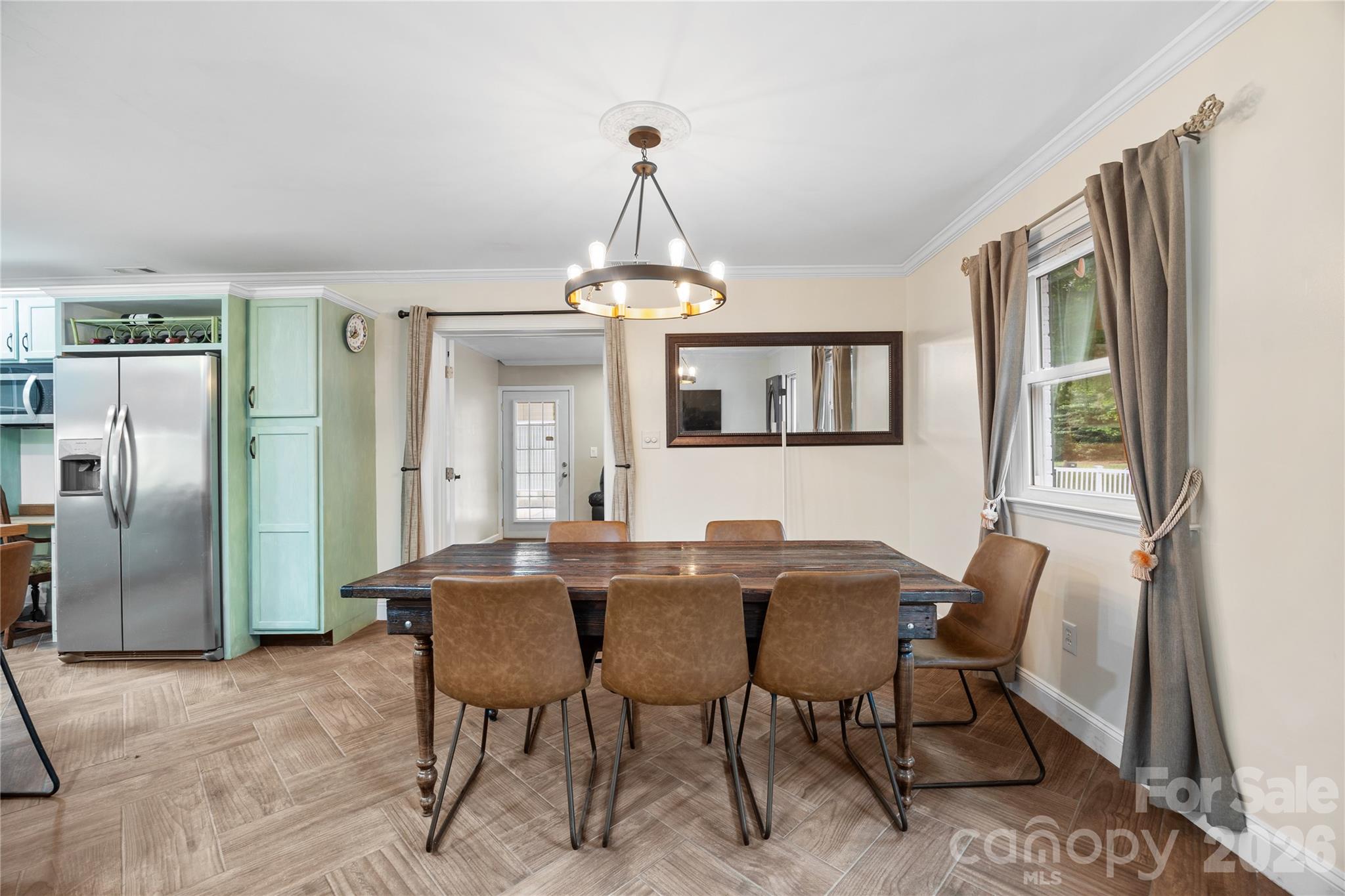 342 West Avenue — Troutman