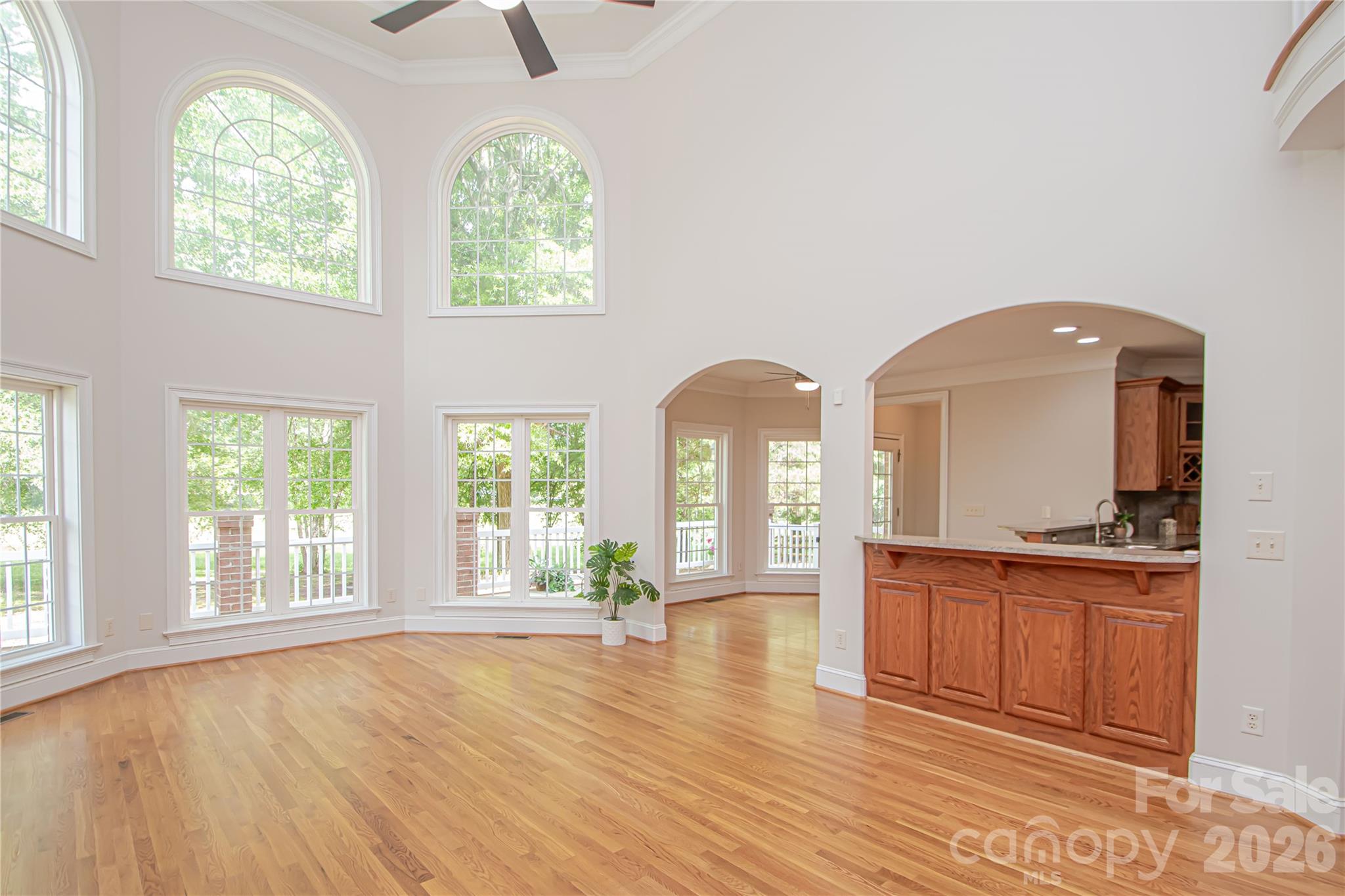 1015 Estate Lane — Matthews