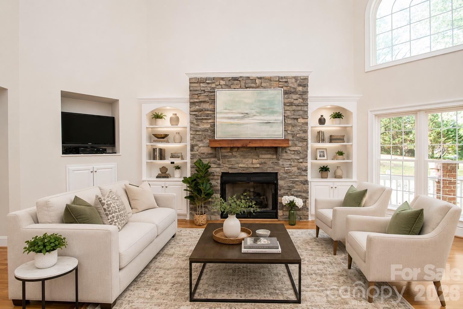 1015 Estate Lane — Matthews