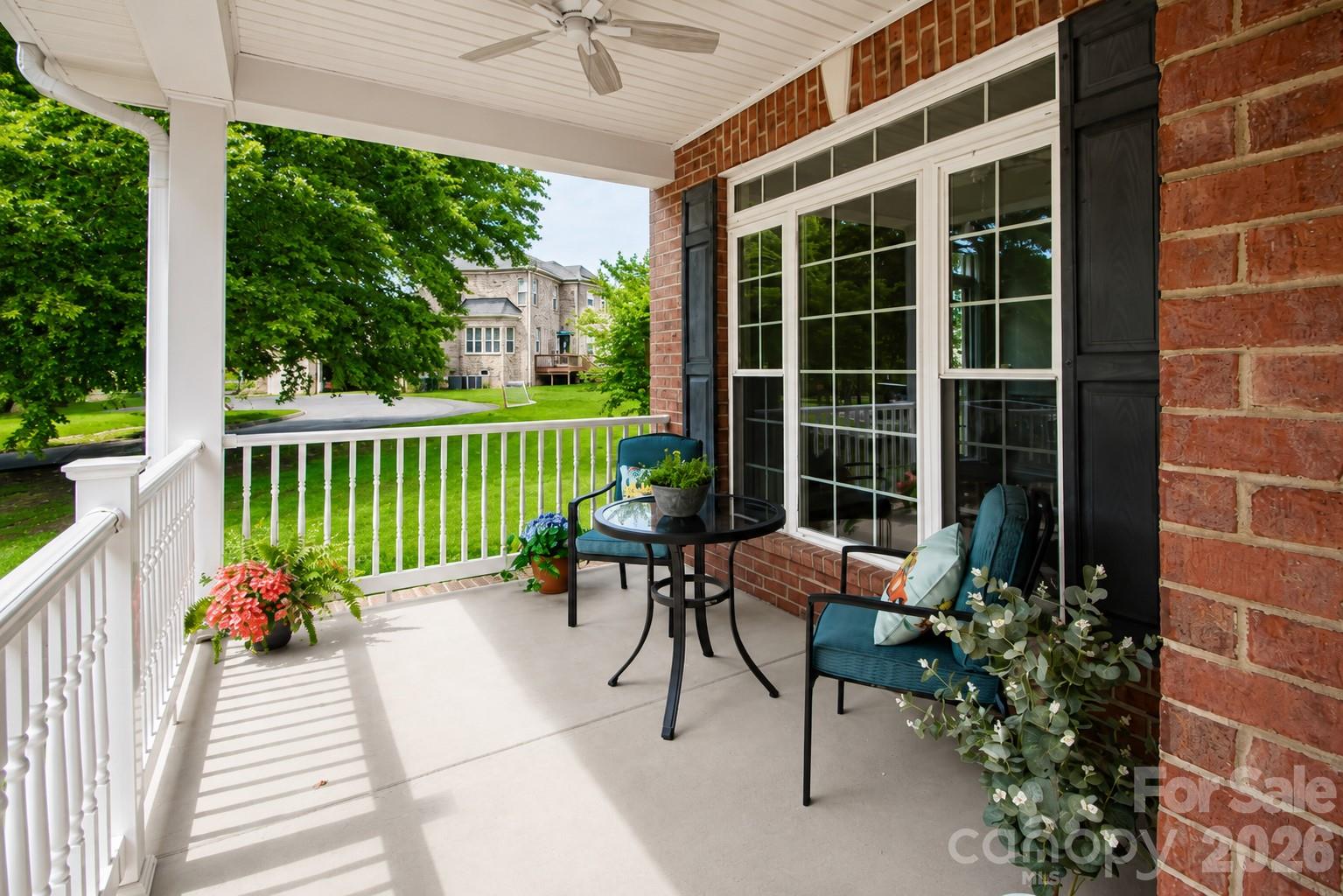 1015 Estate Lane — Matthews