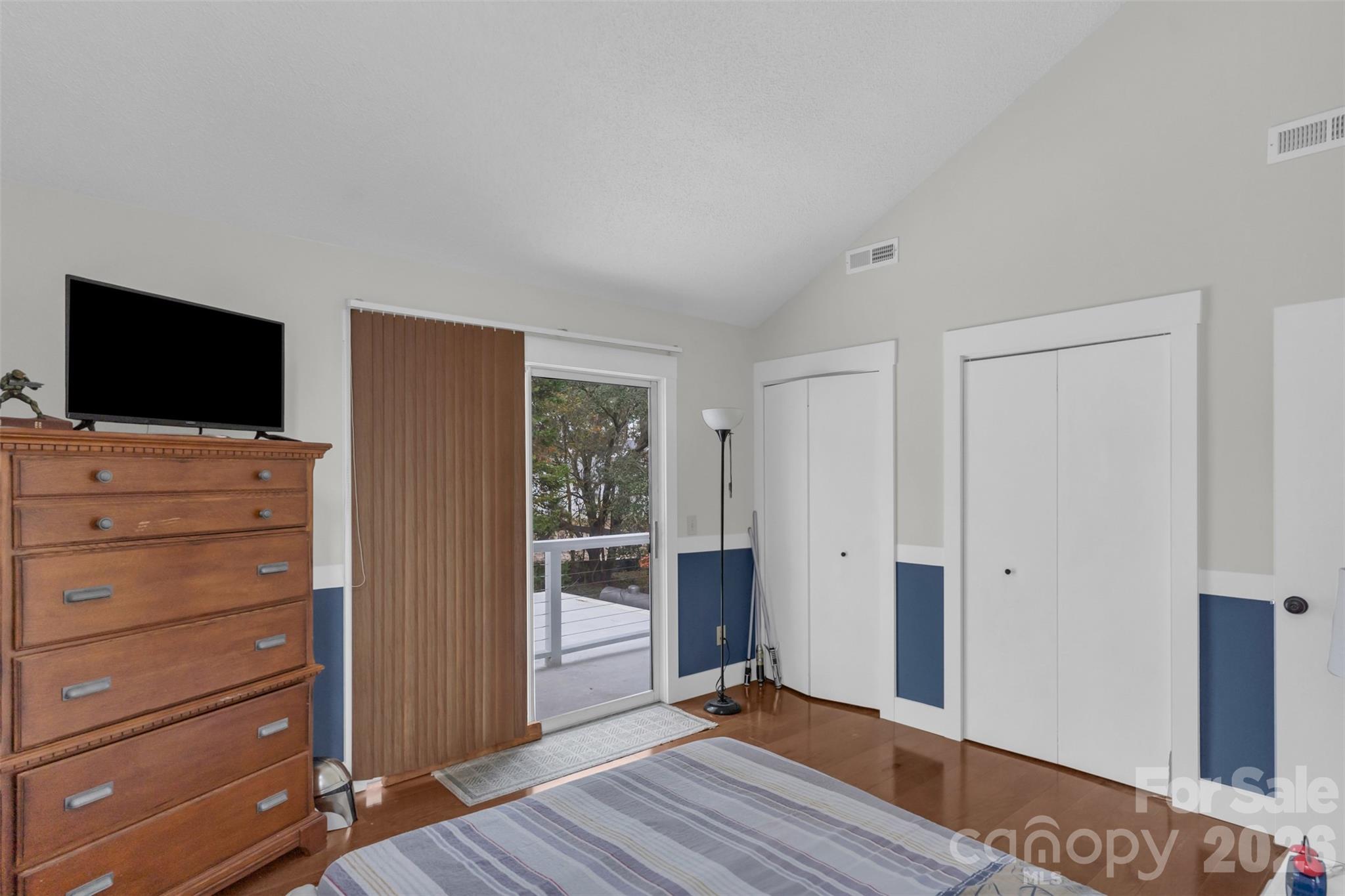 1021 Parkwood Drive NE — Leland