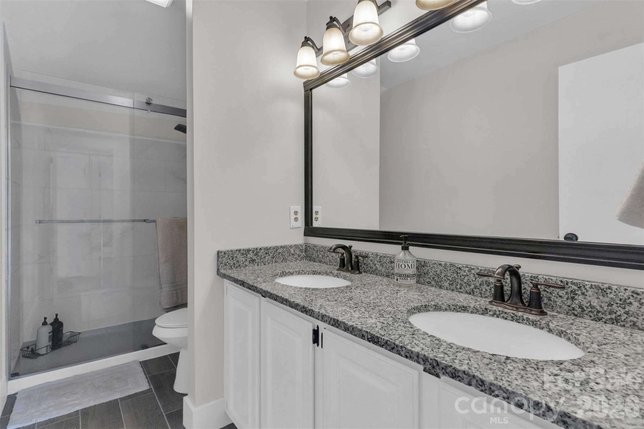 1021 Parkwood Drive NE — Leland