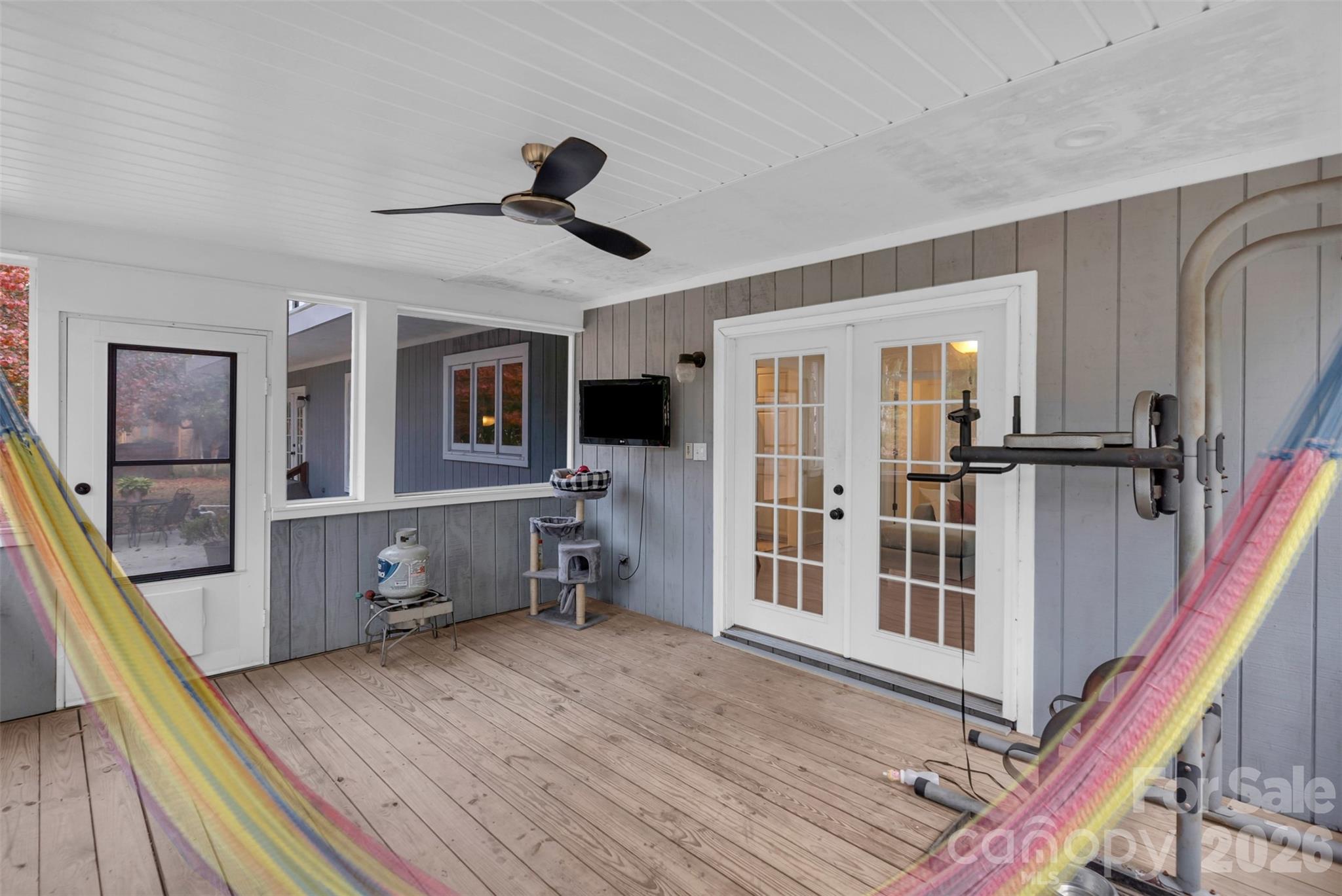 1021 Parkwood Drive NE — Leland