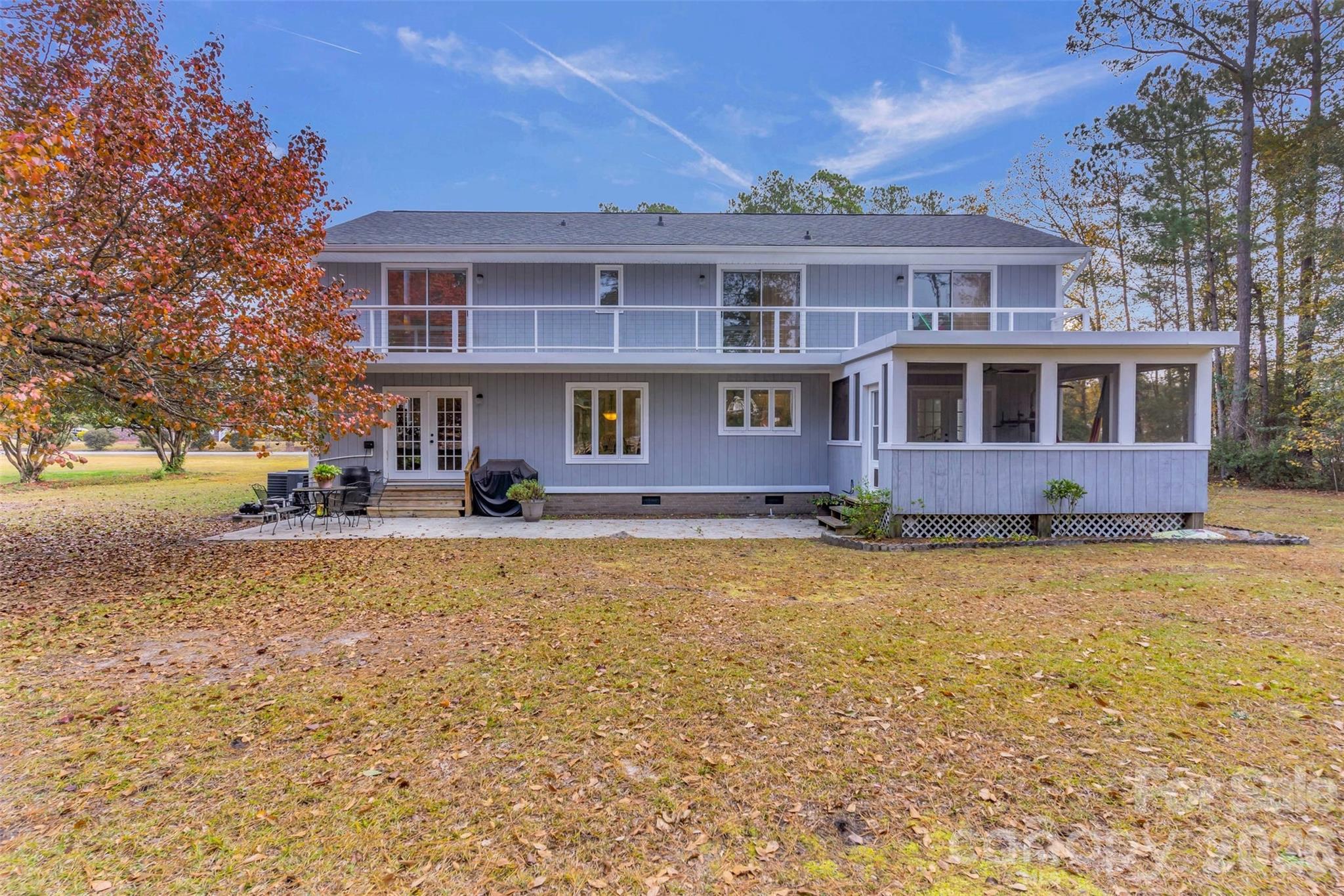 1021 Parkwood Drive NE — Leland
