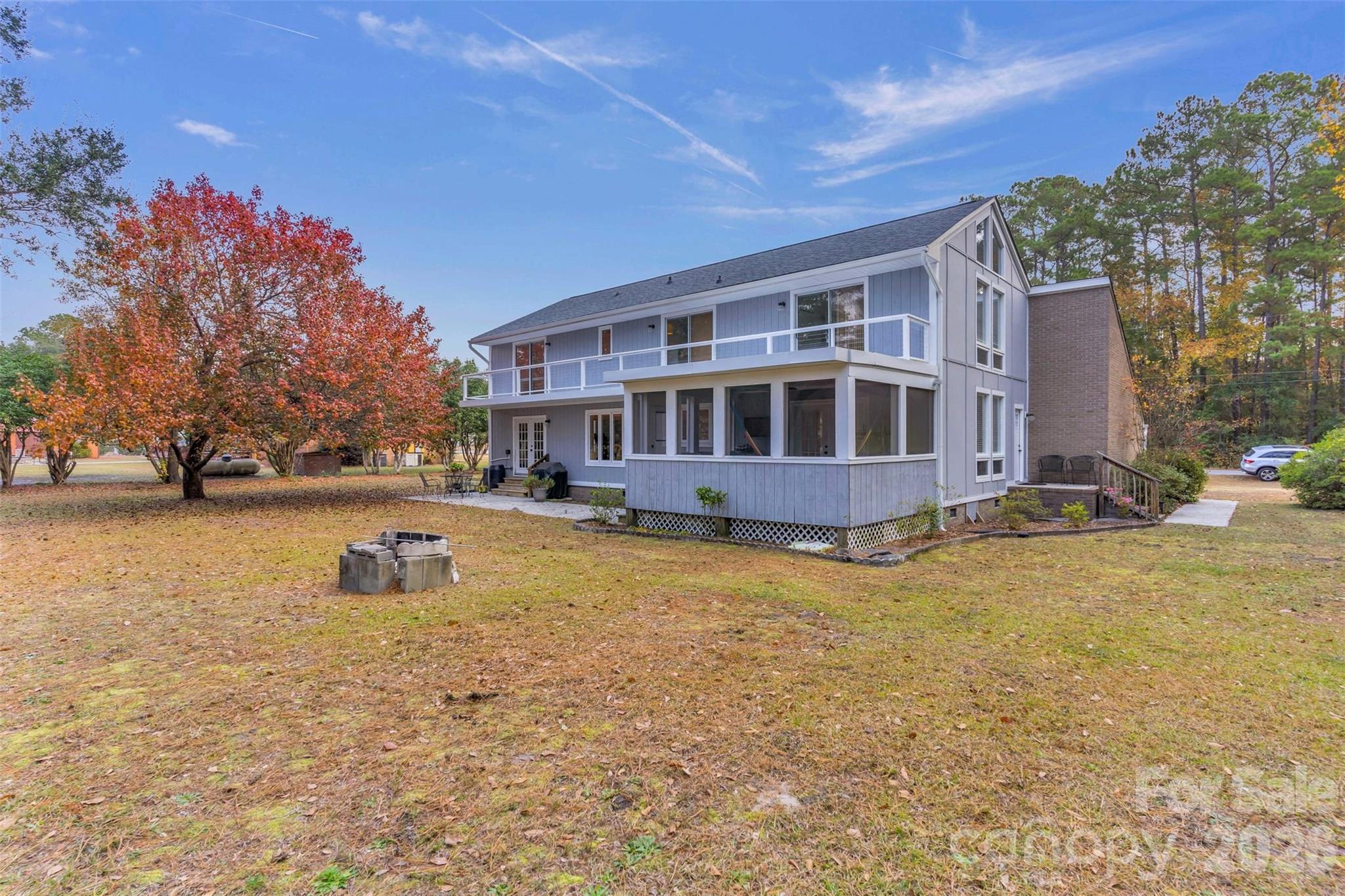 1021 Parkwood Drive NE — Leland