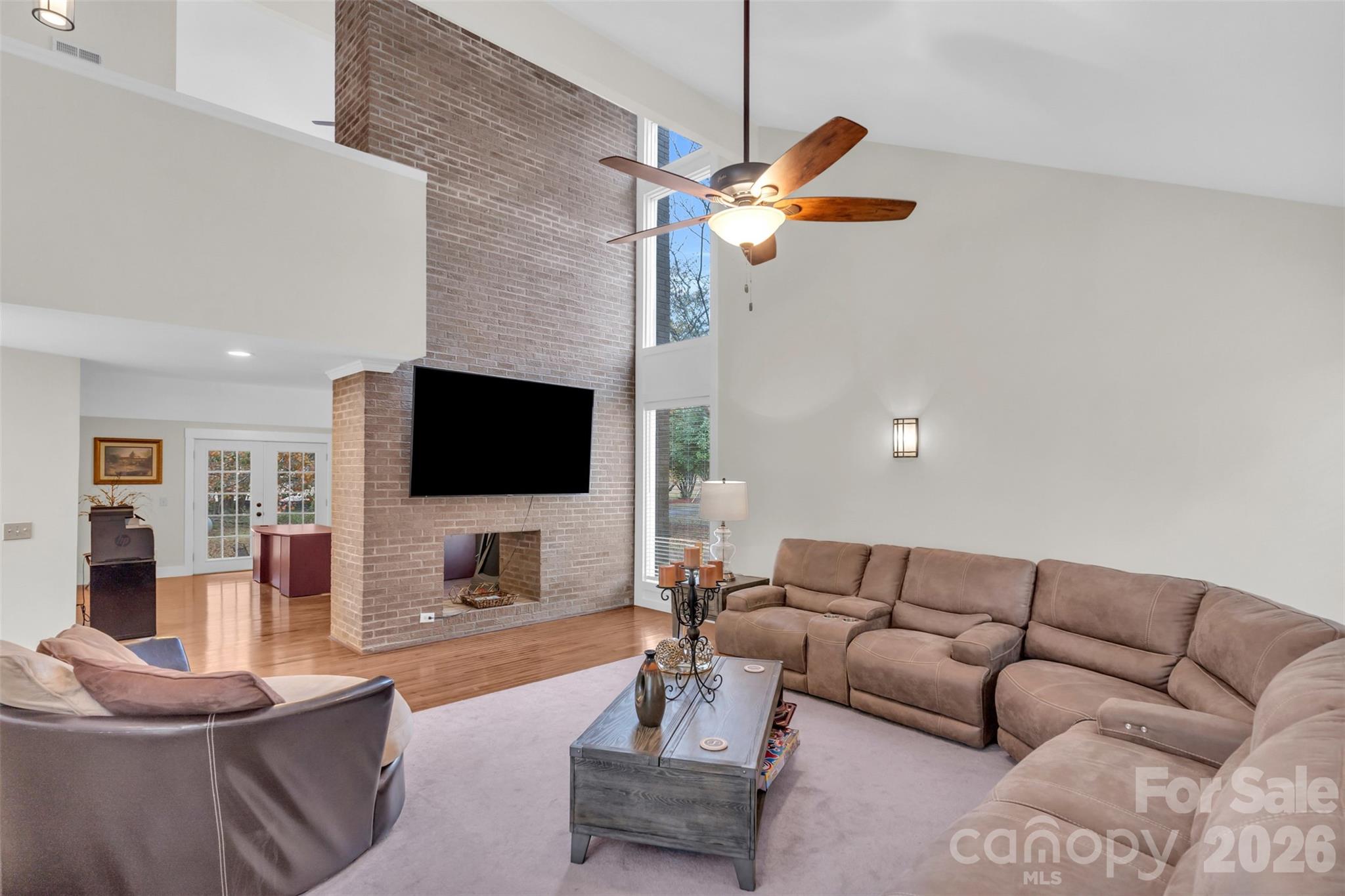 1021 Parkwood Drive NE — Leland
