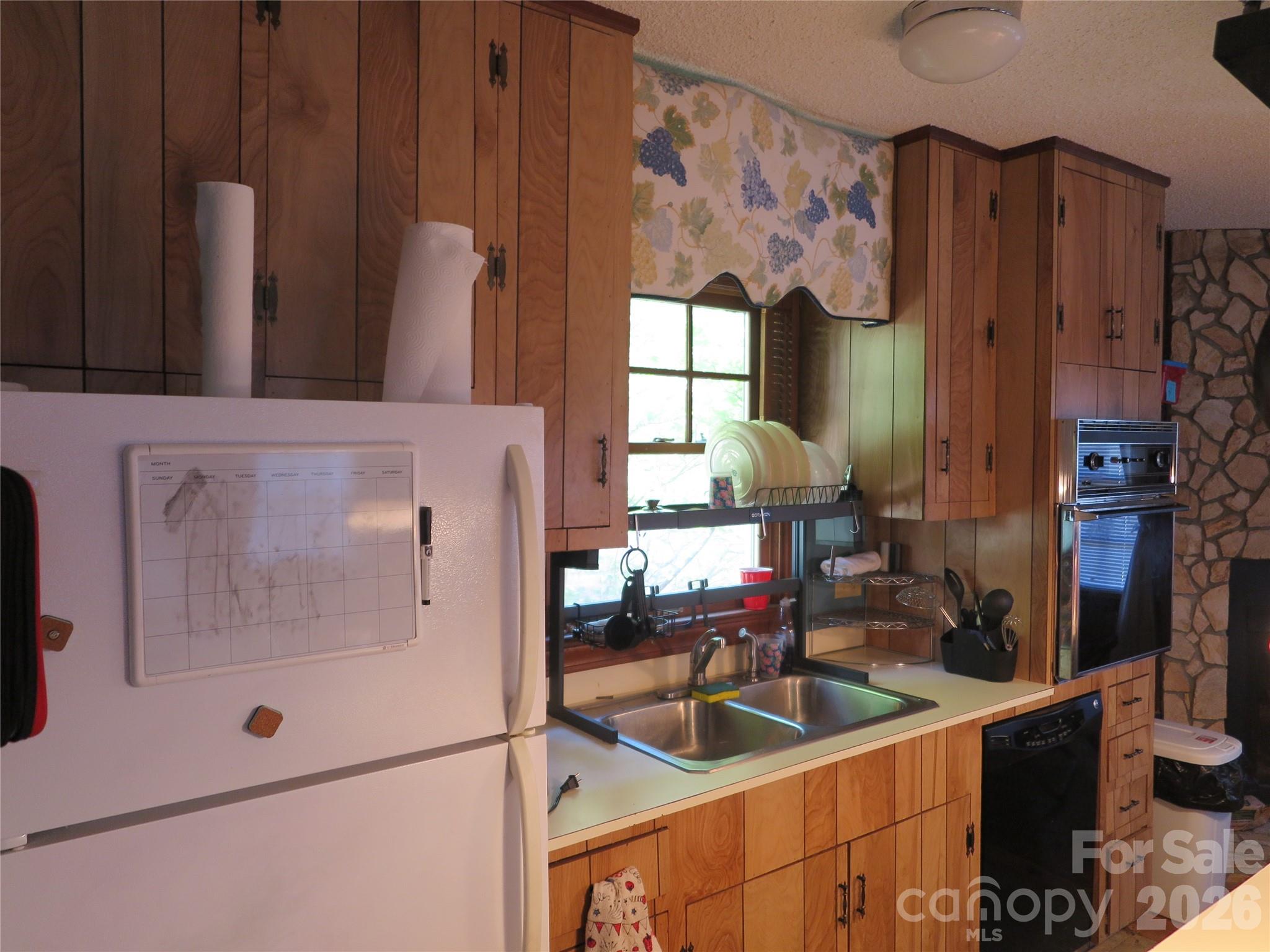 2844 Morris Lane — Denver
