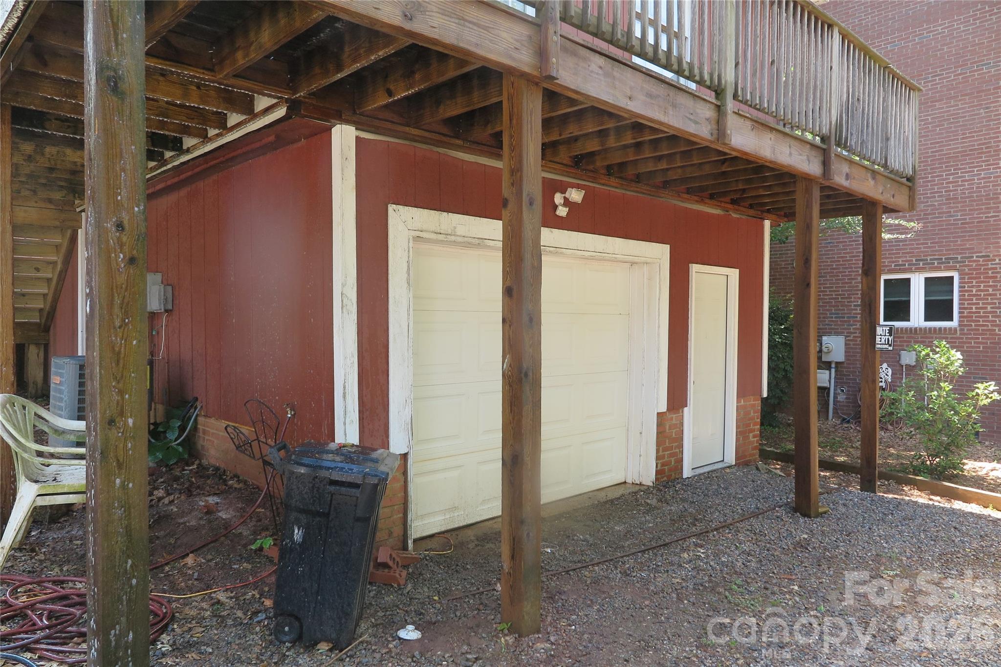 2844 Morris Lane — Denver