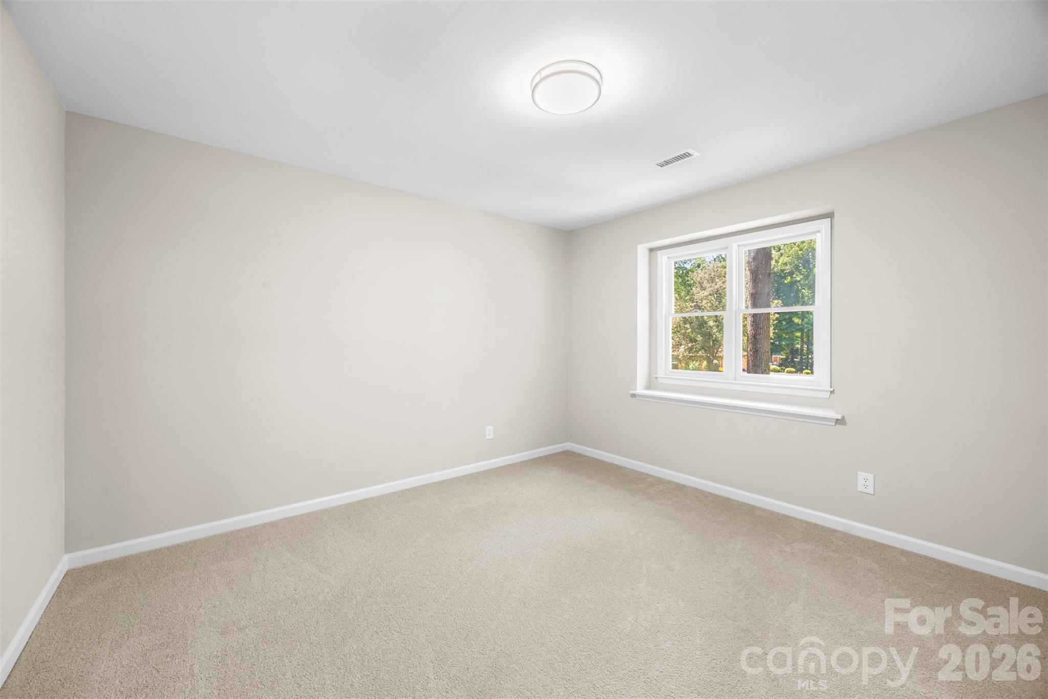 932 Alexandria Court — Gastonia