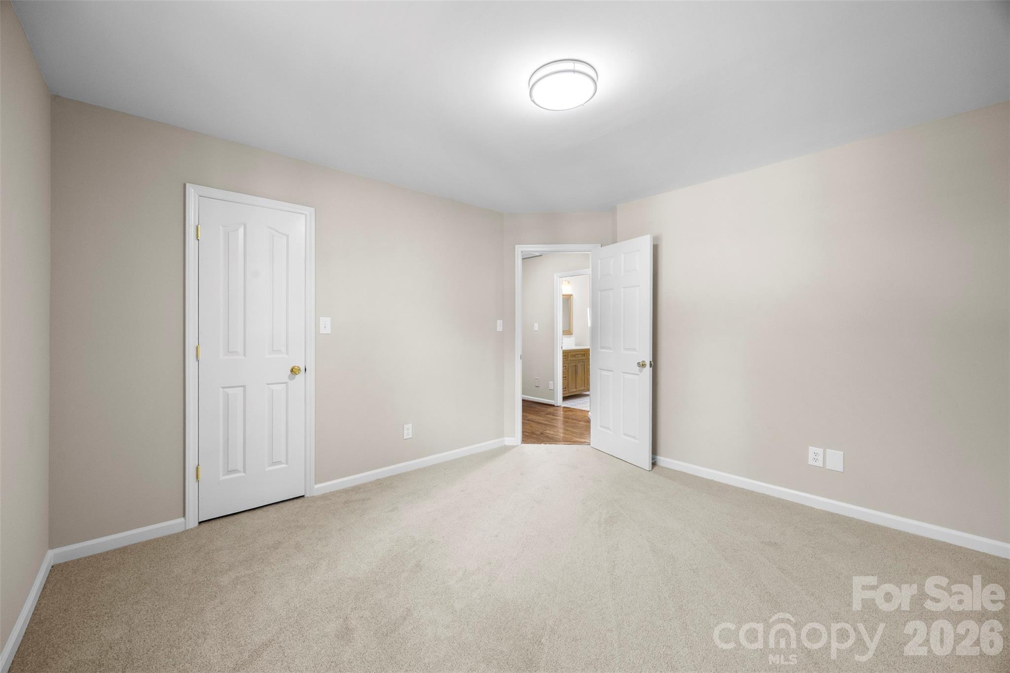 932 Alexandria Court — Gastonia