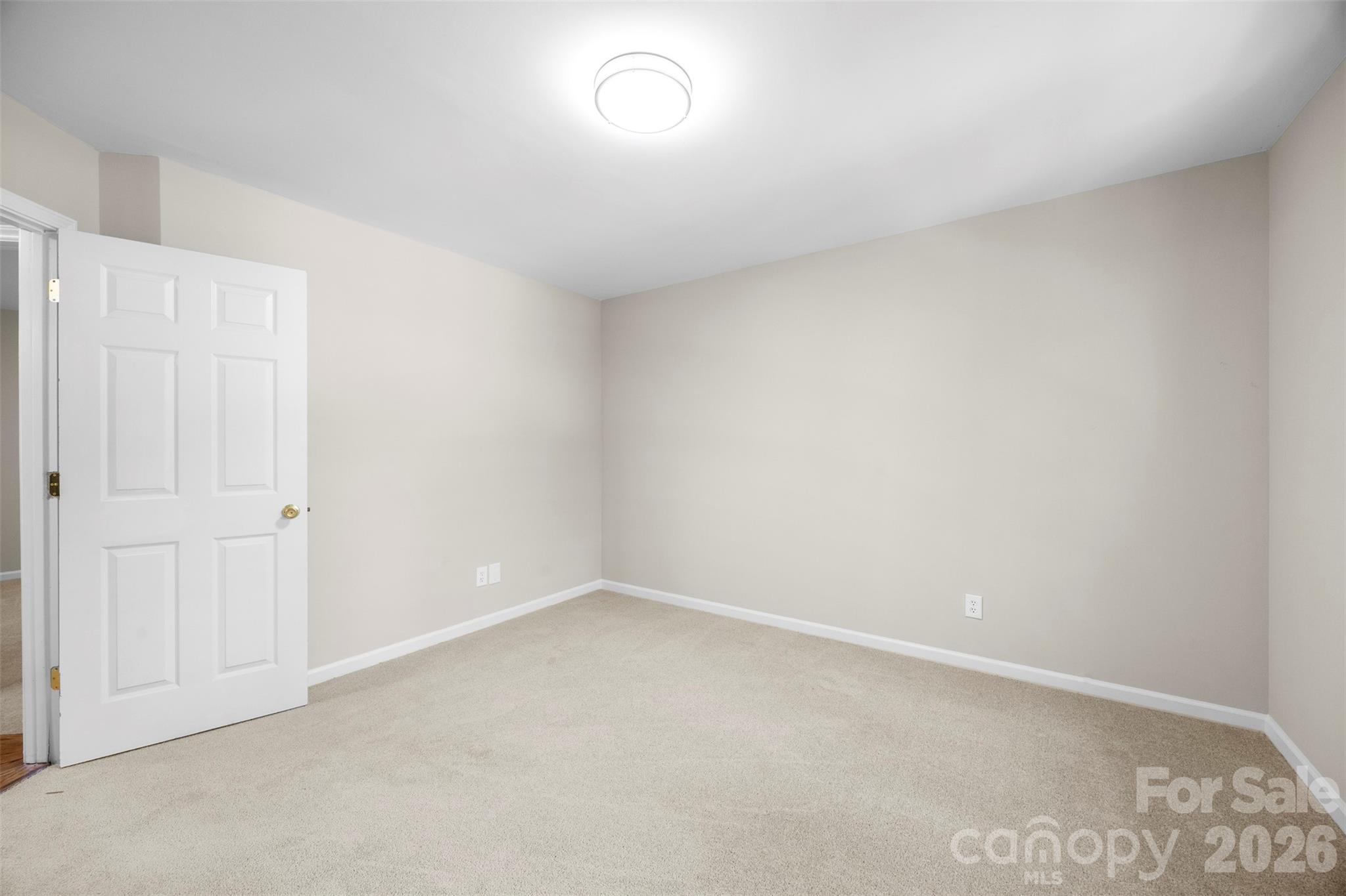 932 Alexandria Court — Gastonia