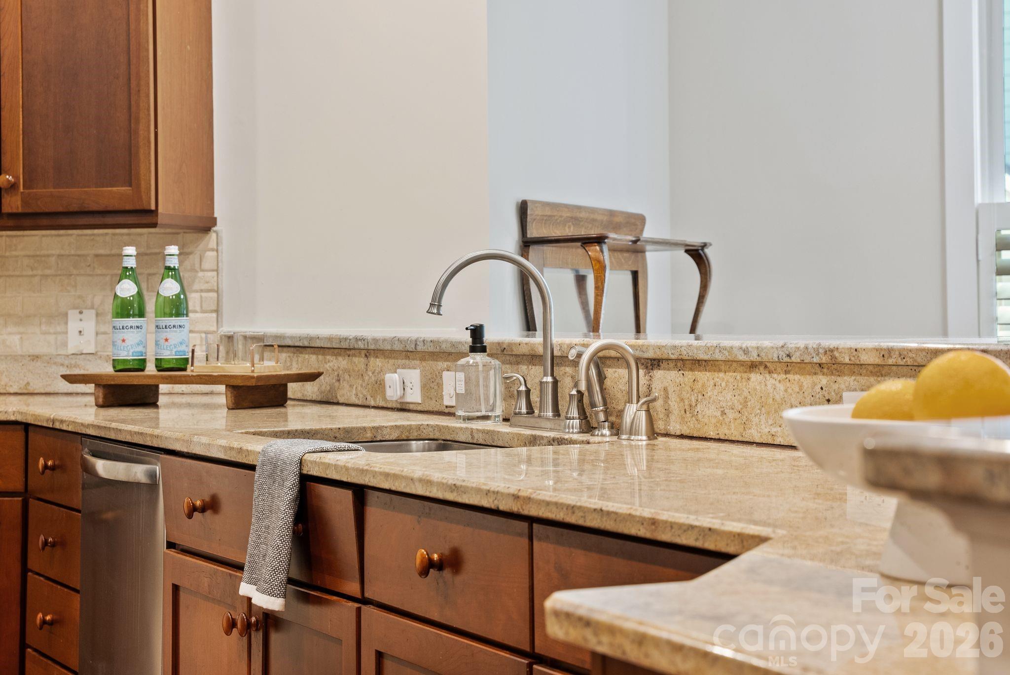 289 Fennel Dun Circle — Biltmore Lake