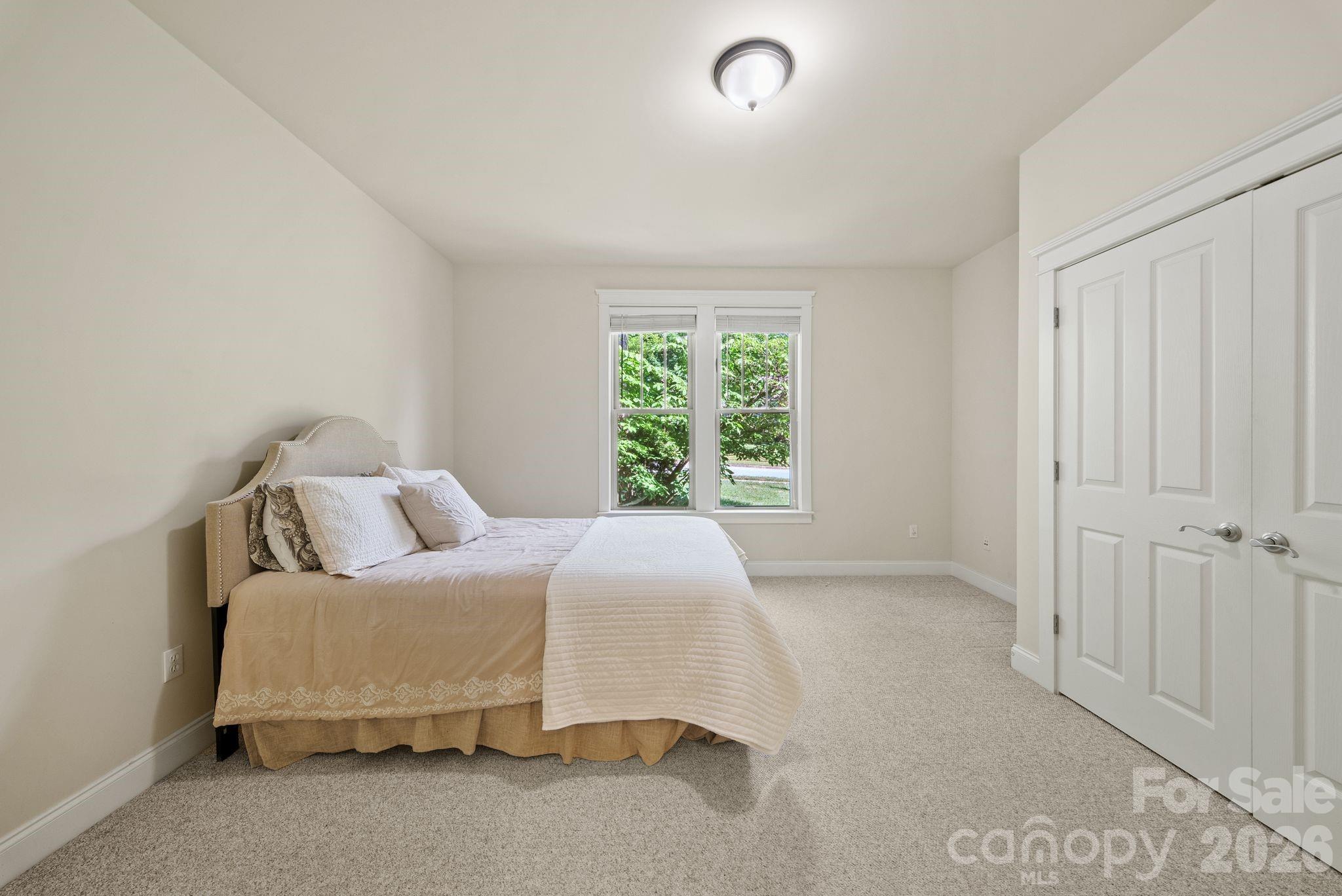 289 Fennel Dun Circle — Biltmore Lake