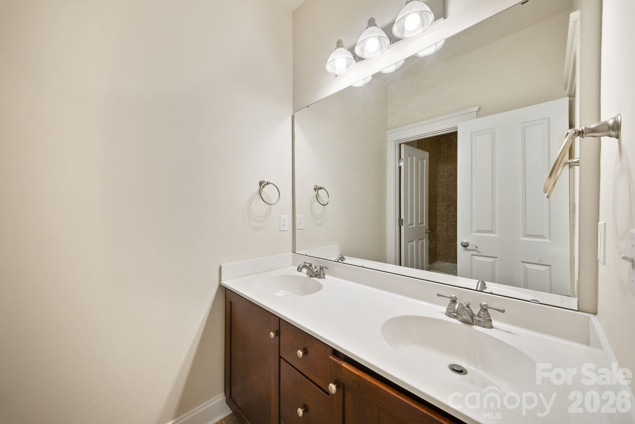 289 Fennel Dun Circle — Biltmore Lake