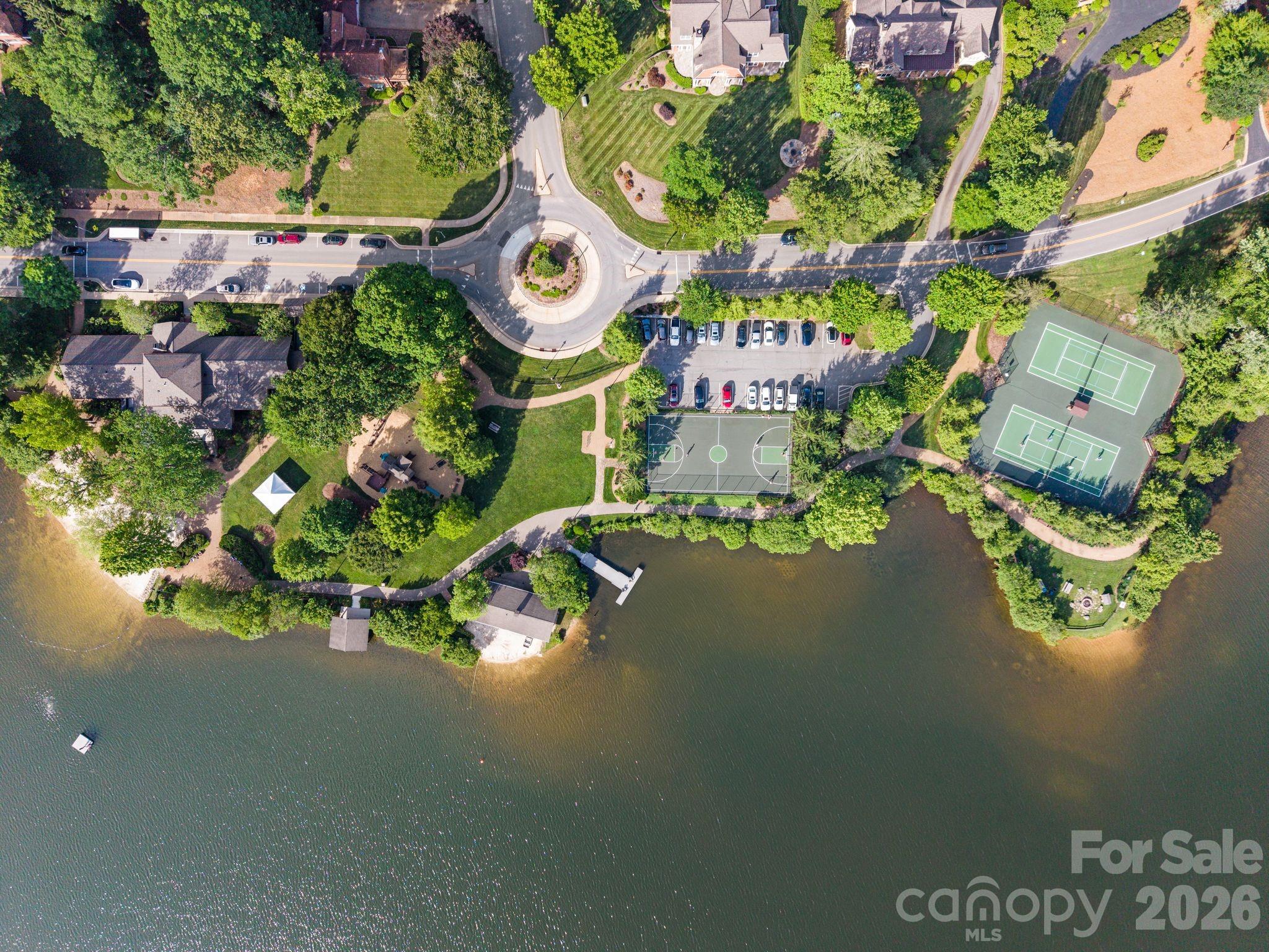 289 Fennel Dun Circle — Biltmore Lake
