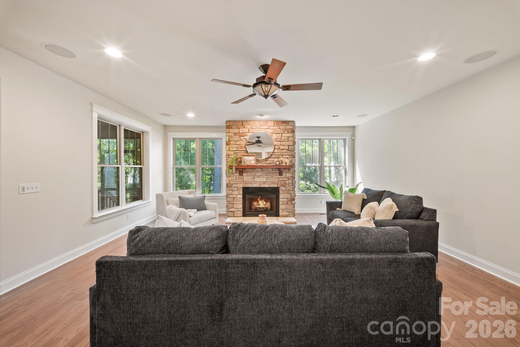 289 Fennel Dun Circle — Biltmore Lake