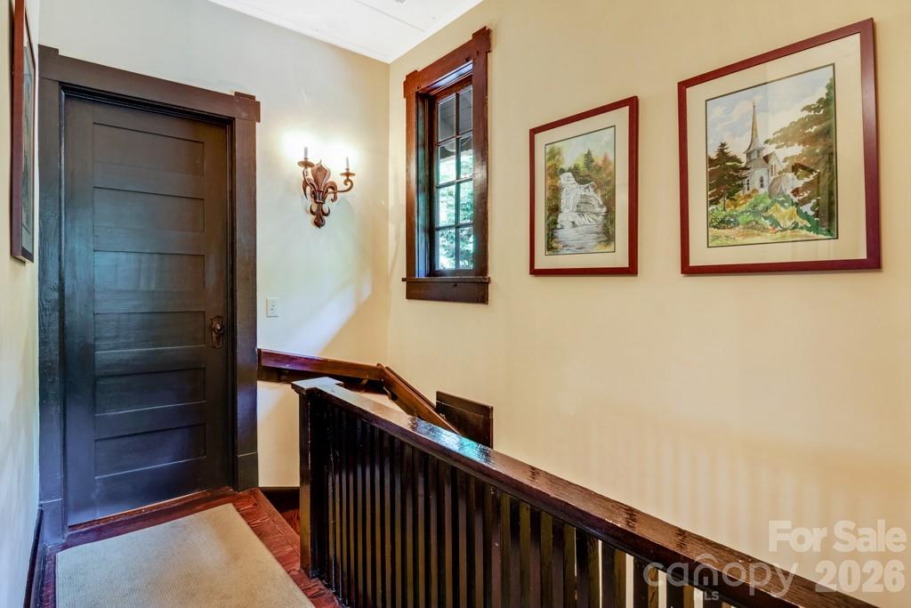 75 Charles Street — Saluda