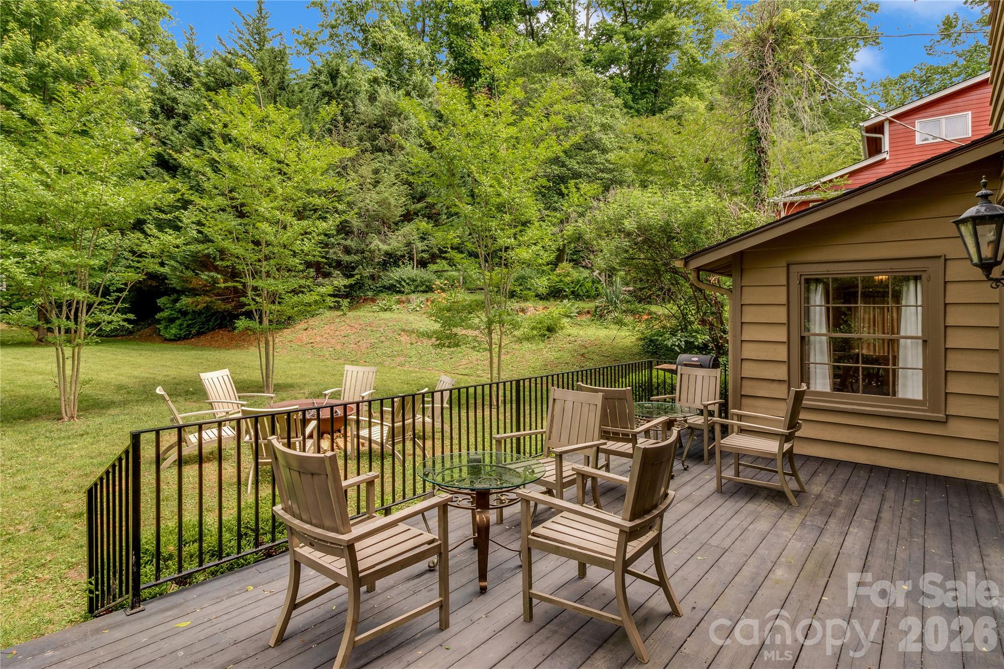 75 Charles Street — Saluda