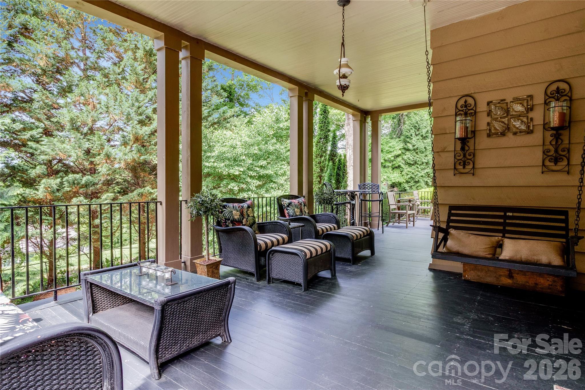 75 Charles Street — Saluda