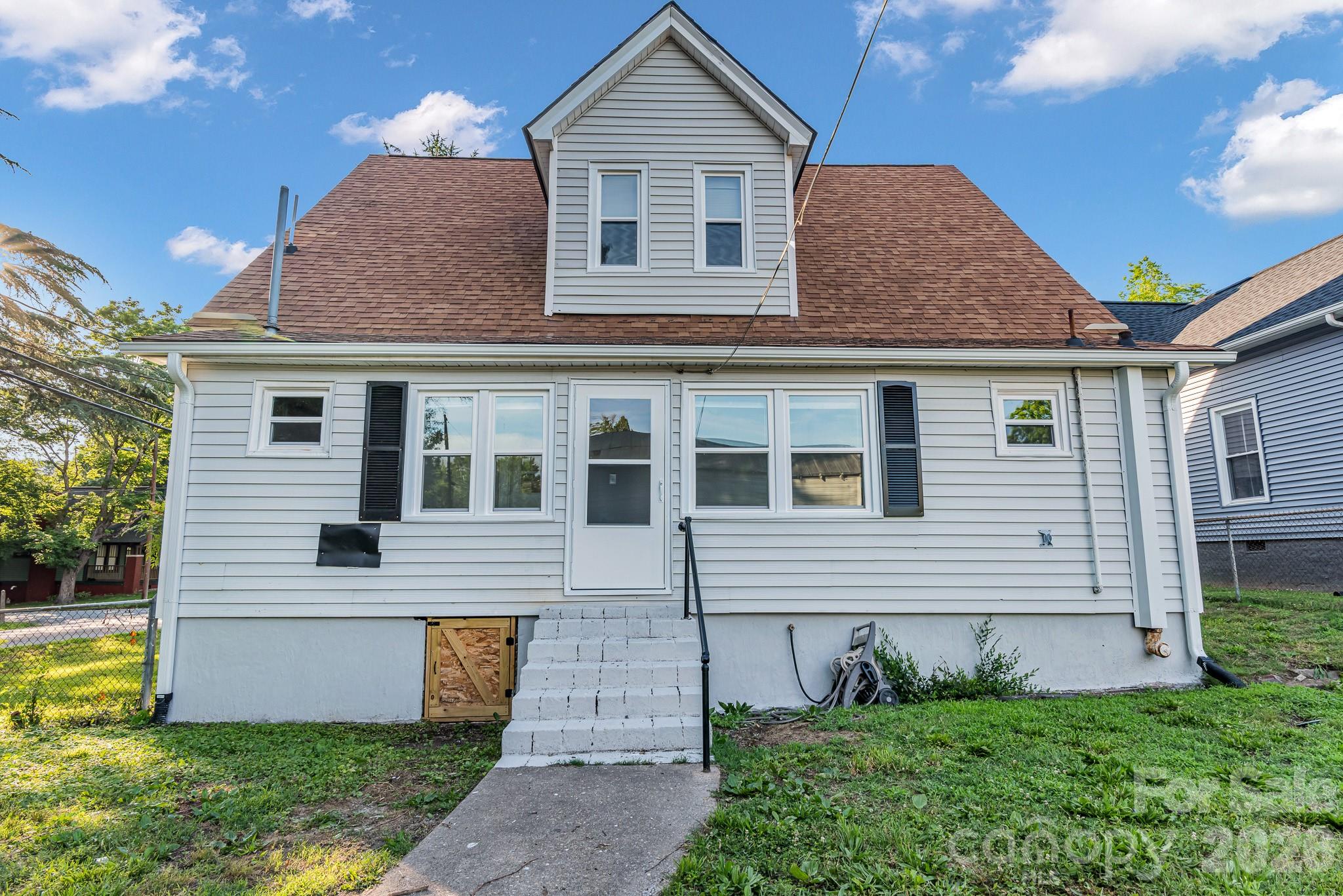 611 S Carolina Avenue — Spencer