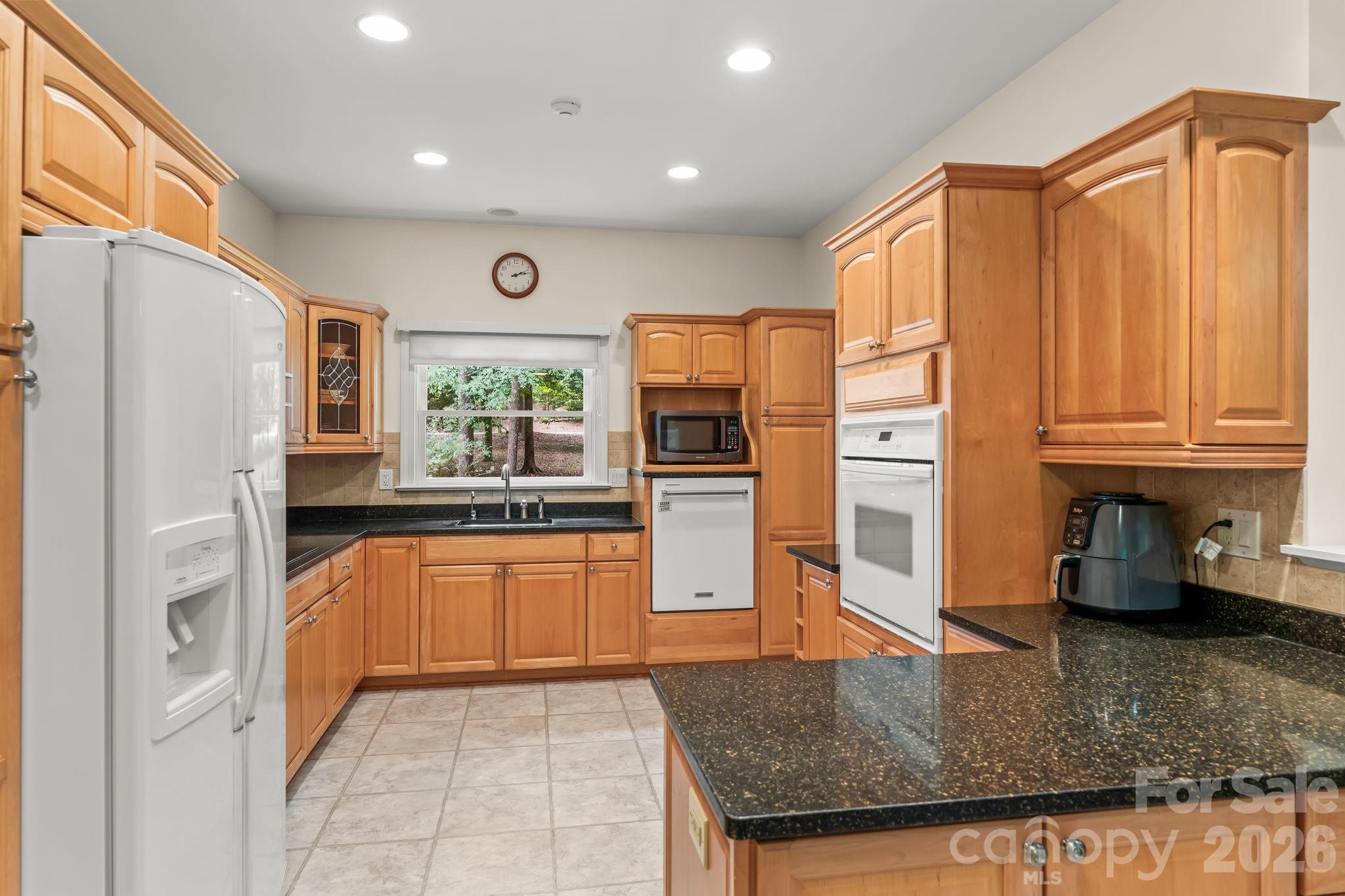 434 Yachtsman Point — Lexington