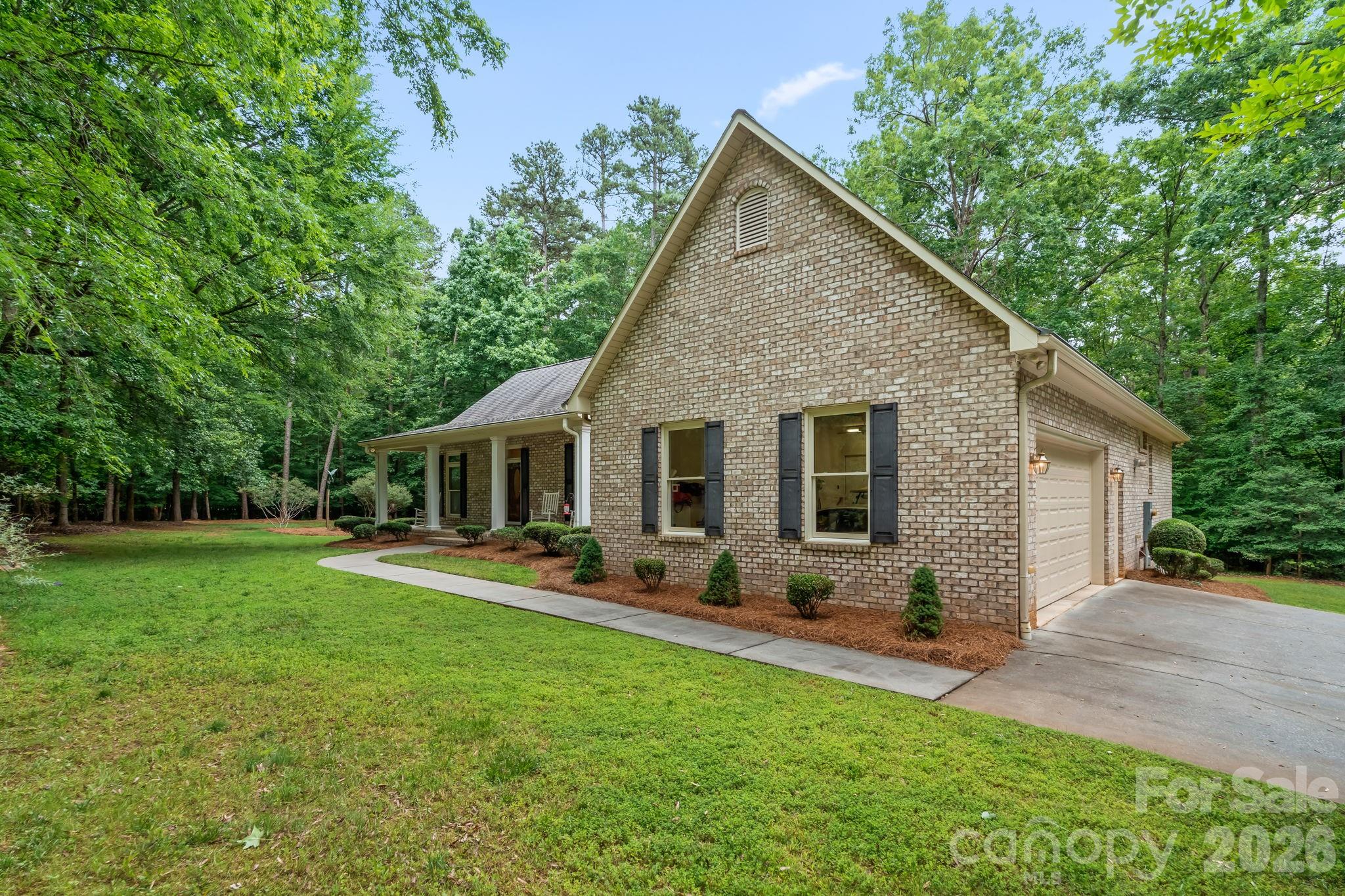 434 Yachtsman Point — Lexington