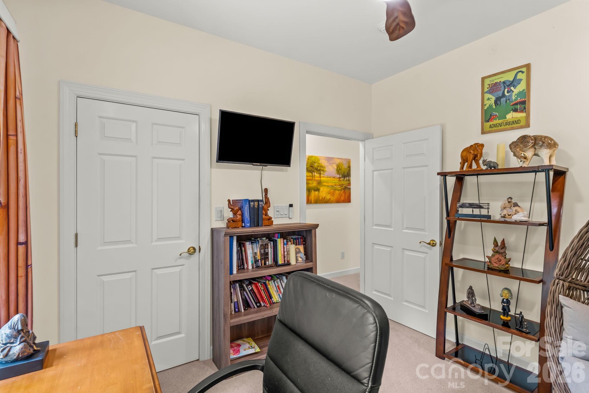 434 Yachtsman Point — Lexington