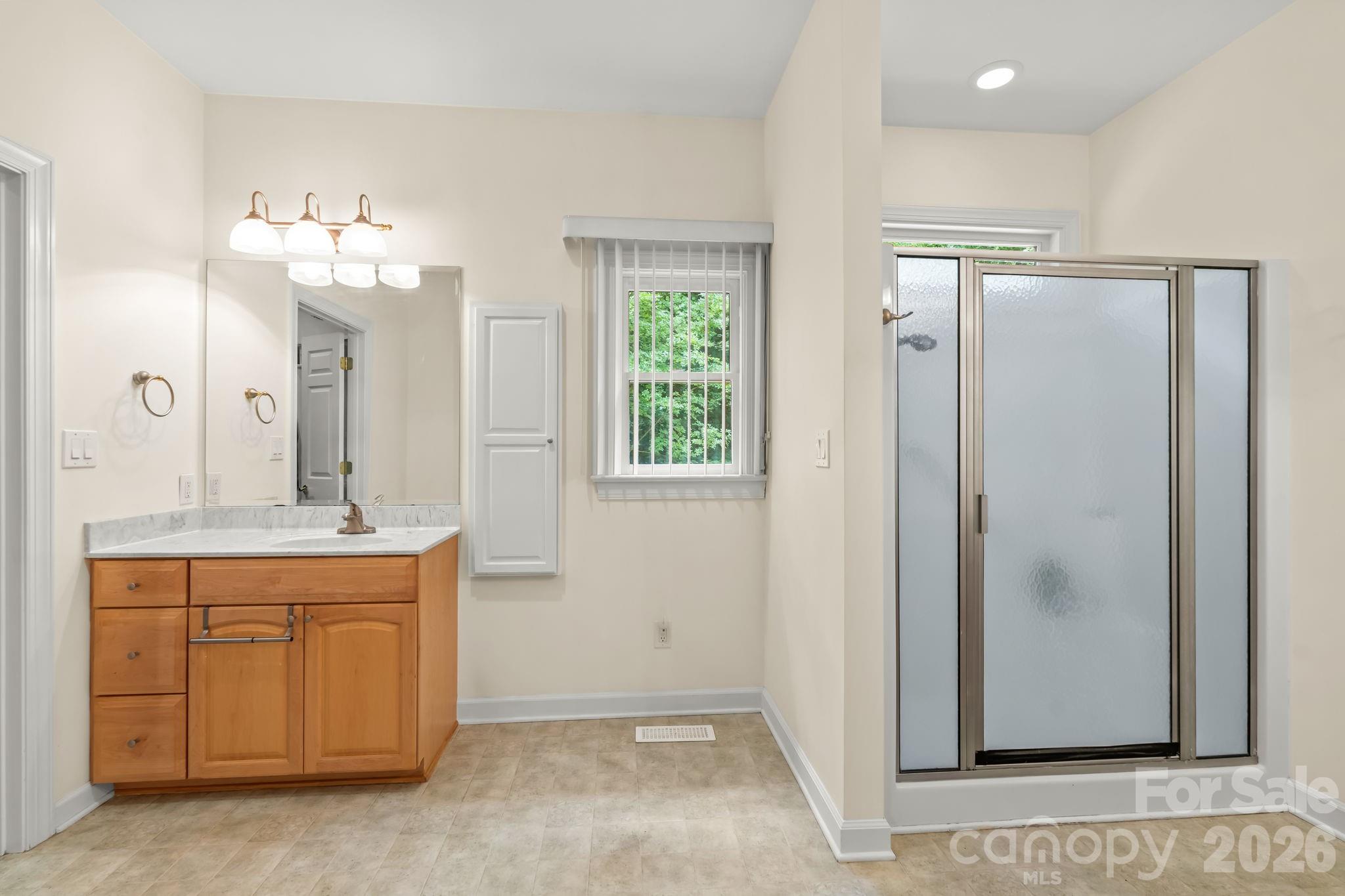 434 Yachtsman Point — Lexington