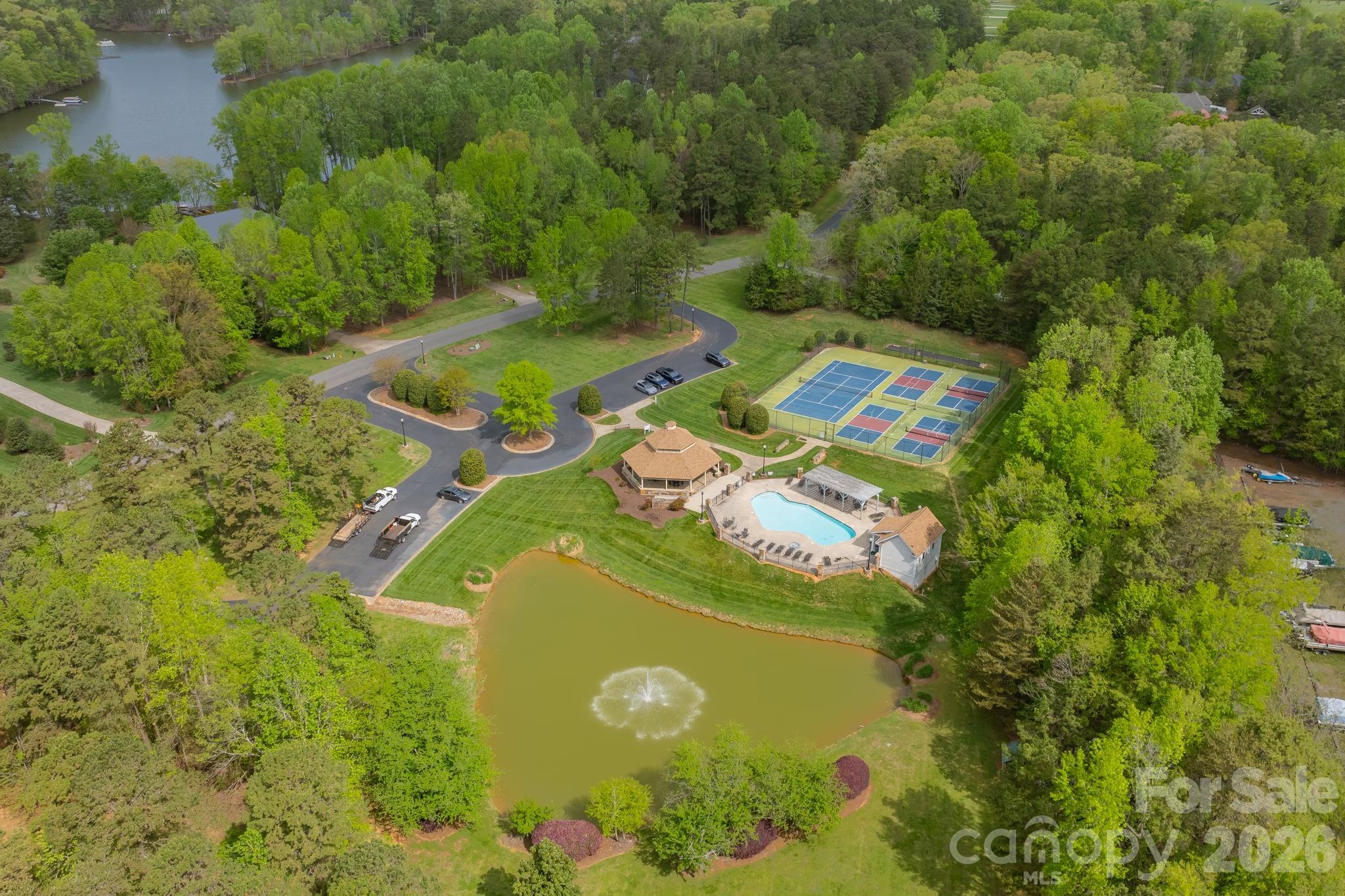 434 Yachtsman Point — Lexington