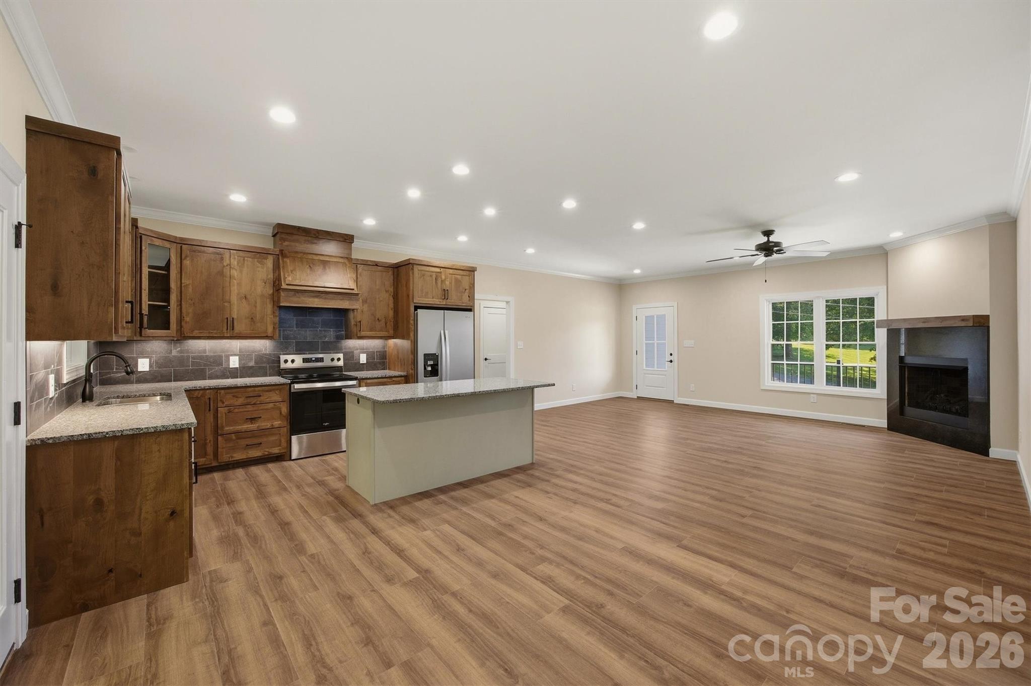 107 Meadow View Street — Morganton