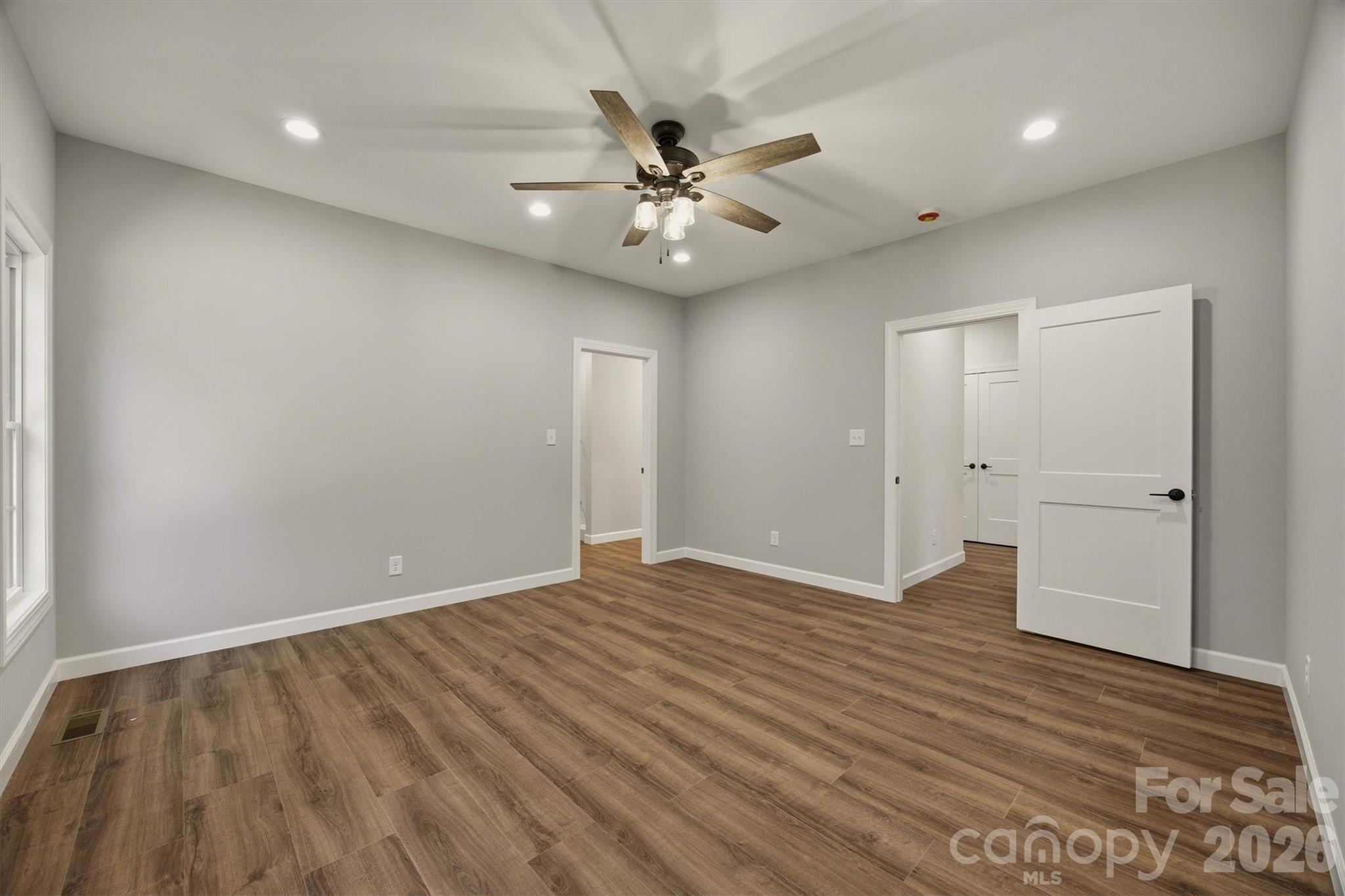 107 Meadow View Street — Morganton