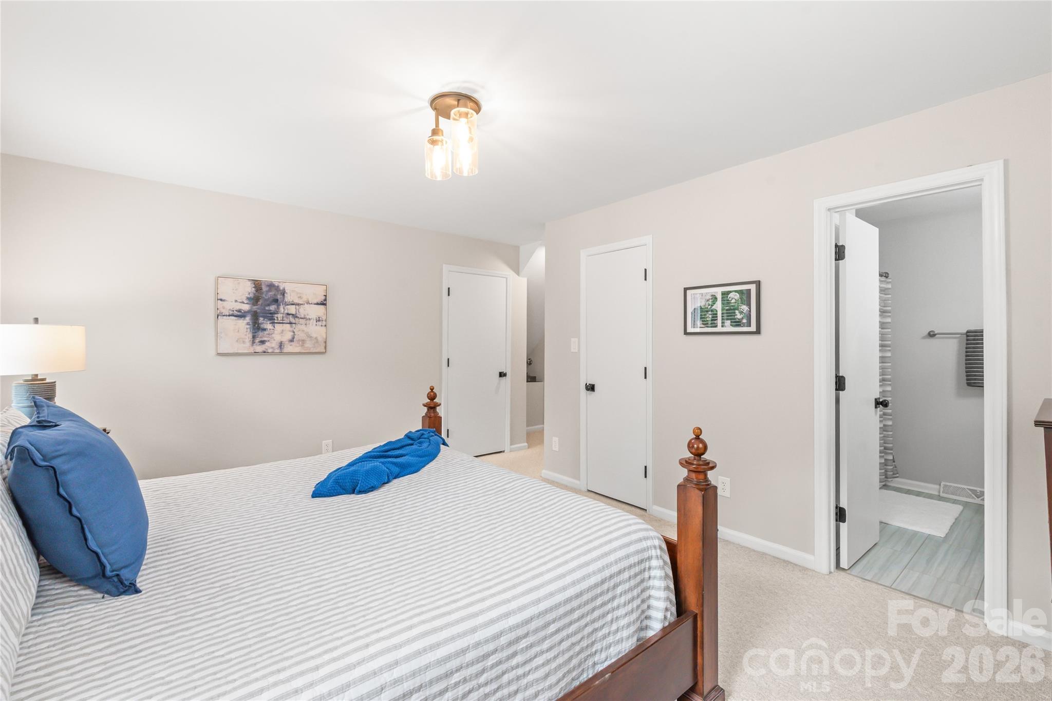7012 Knotty Pine Road — Waxhaw