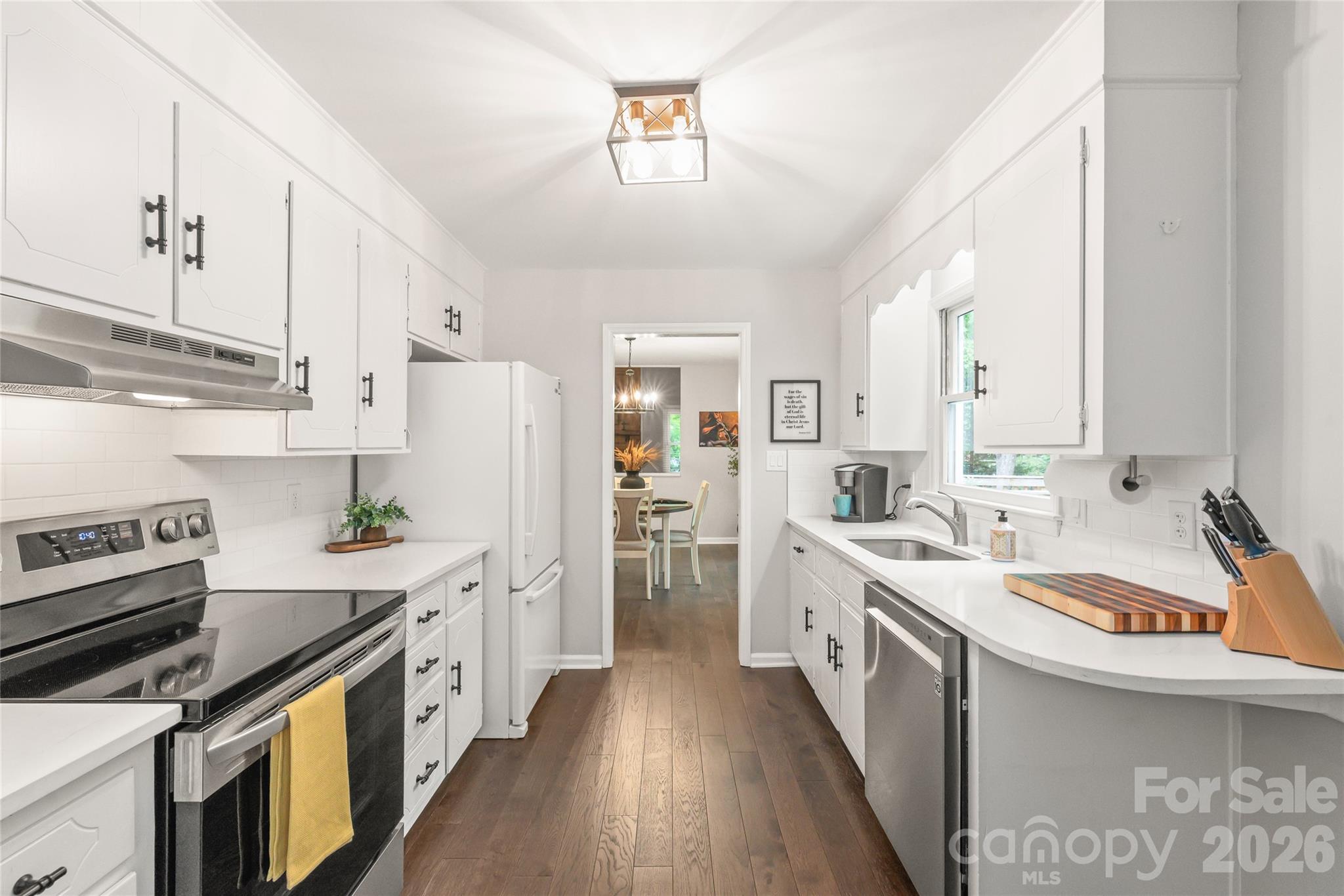 7012 Knotty Pine Road — Waxhaw