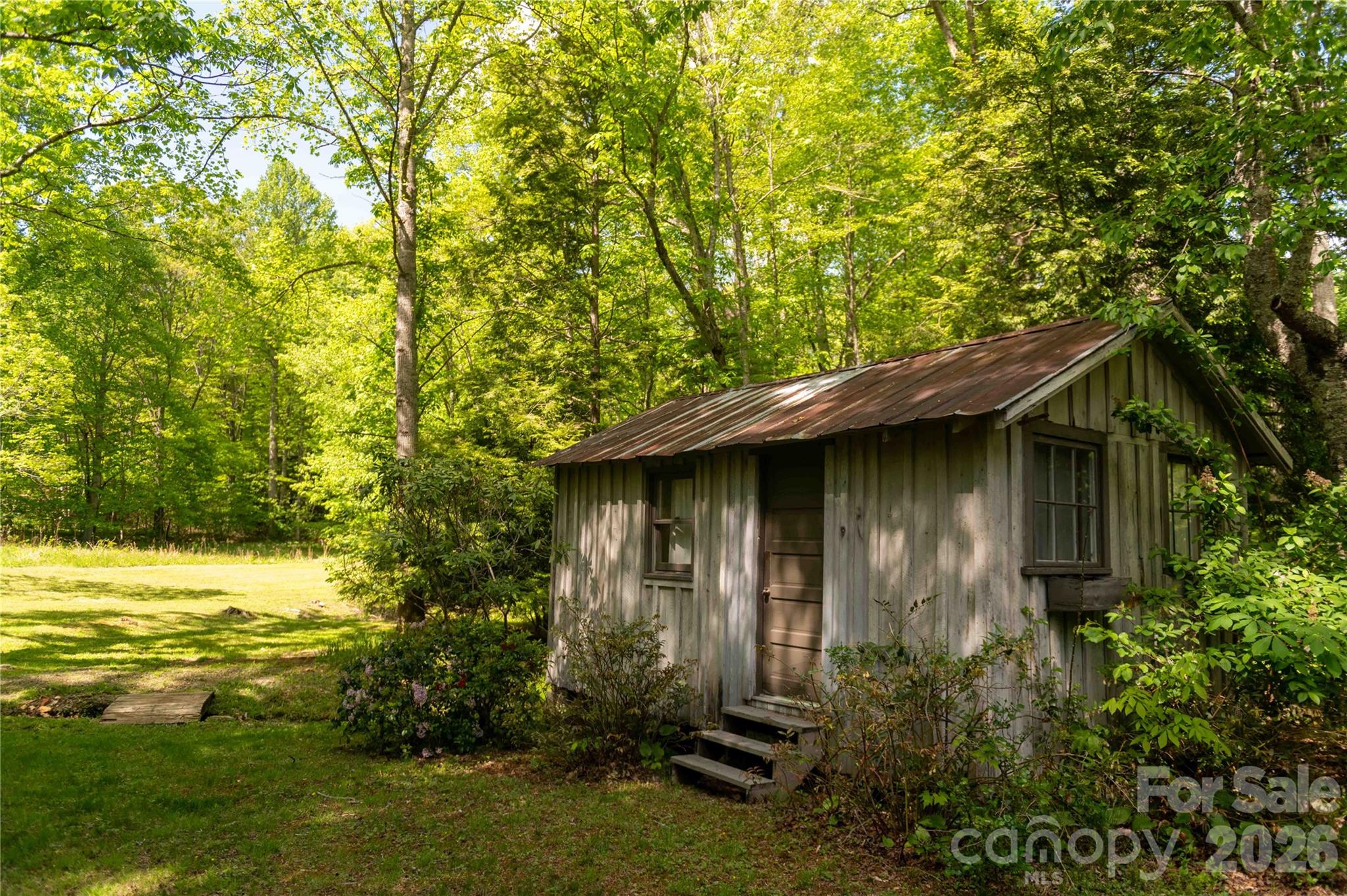 60 Virgels Mountain Road — Burnsville