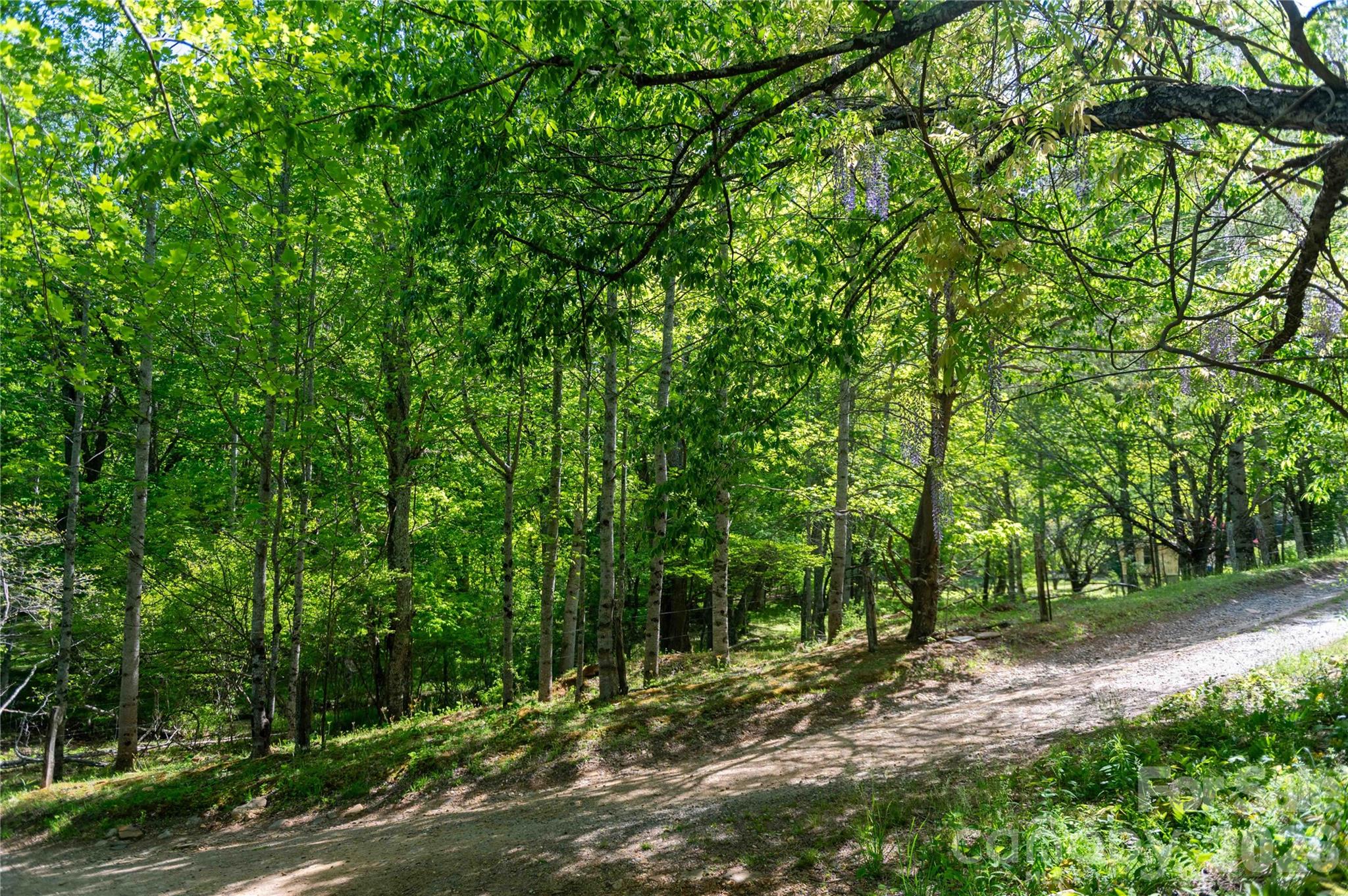 60 Virgels Mountain Road — Burnsville