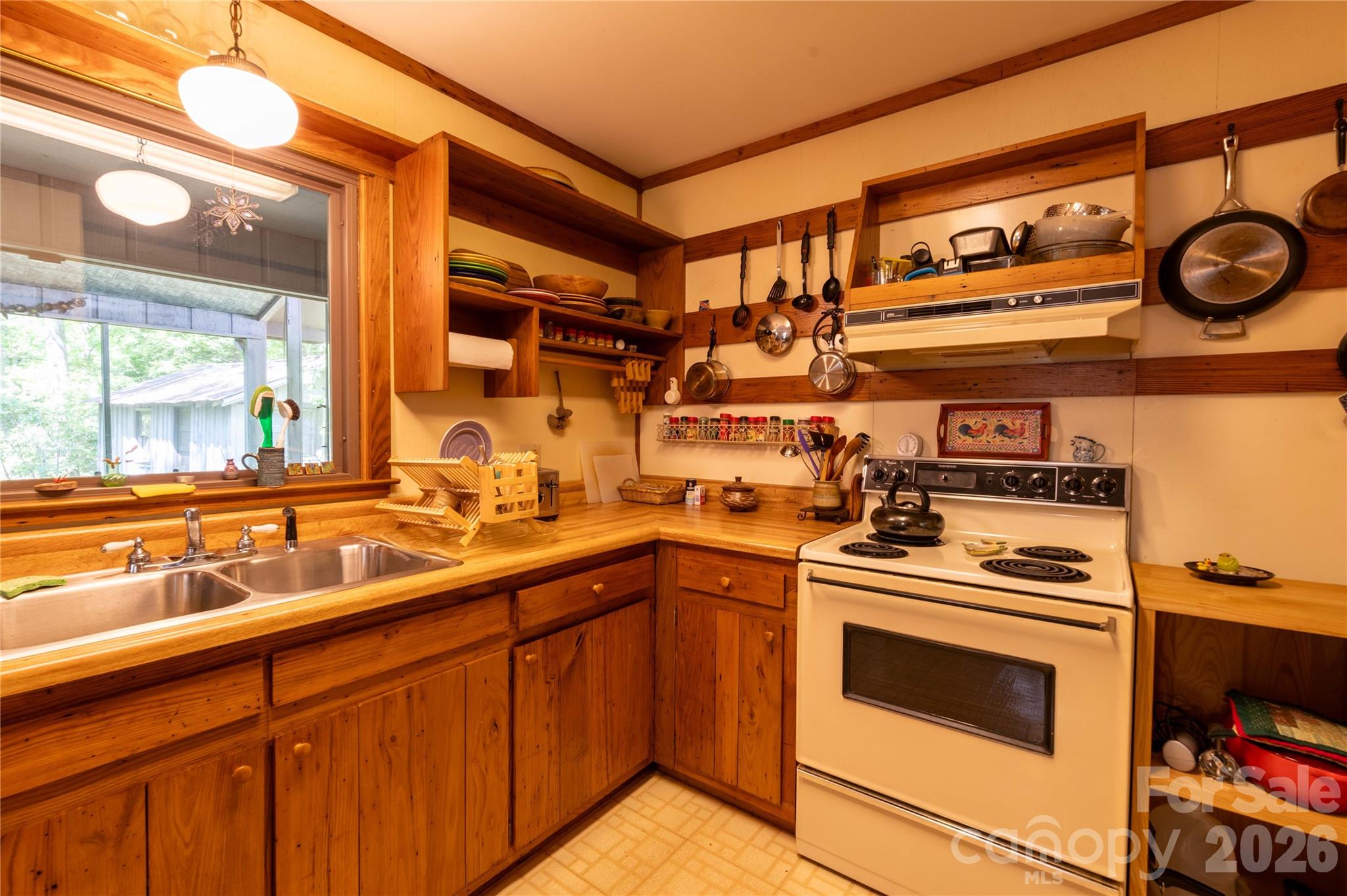 60 Virgels Mountain Road — Burnsville